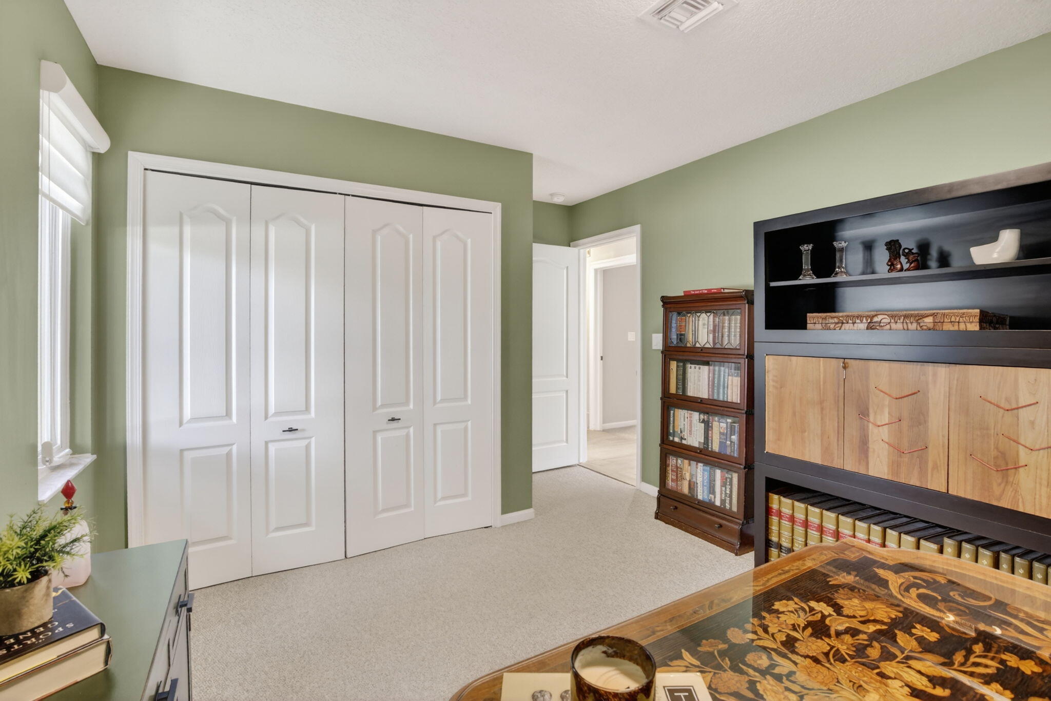 WESTON HILLS COUNTRY CLUB - Residential