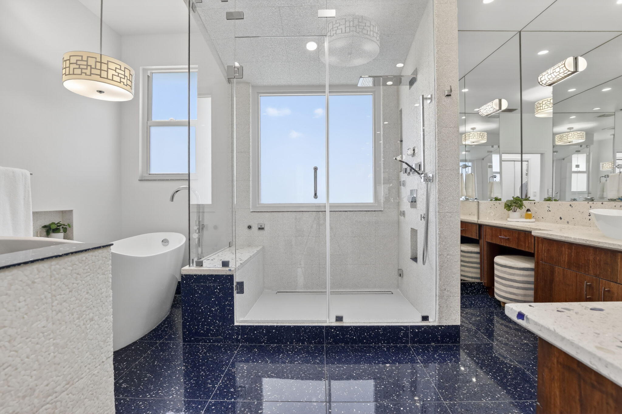 WESTON HILLS COUNTRY CLUB - Residential