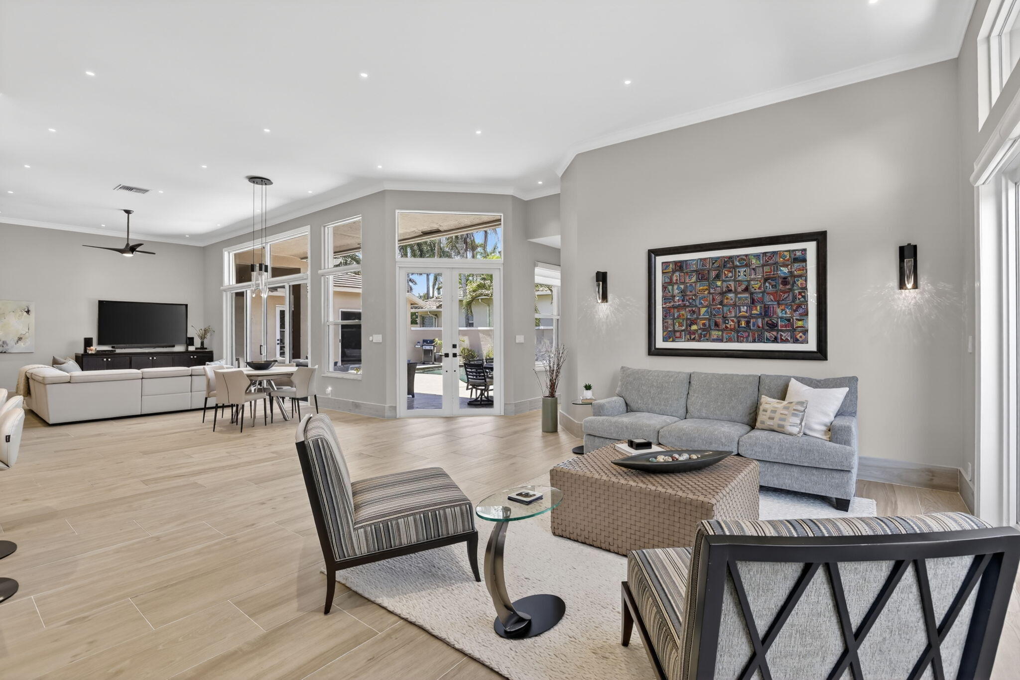 WESTON HILLS COUNTRY CLUB - Residential