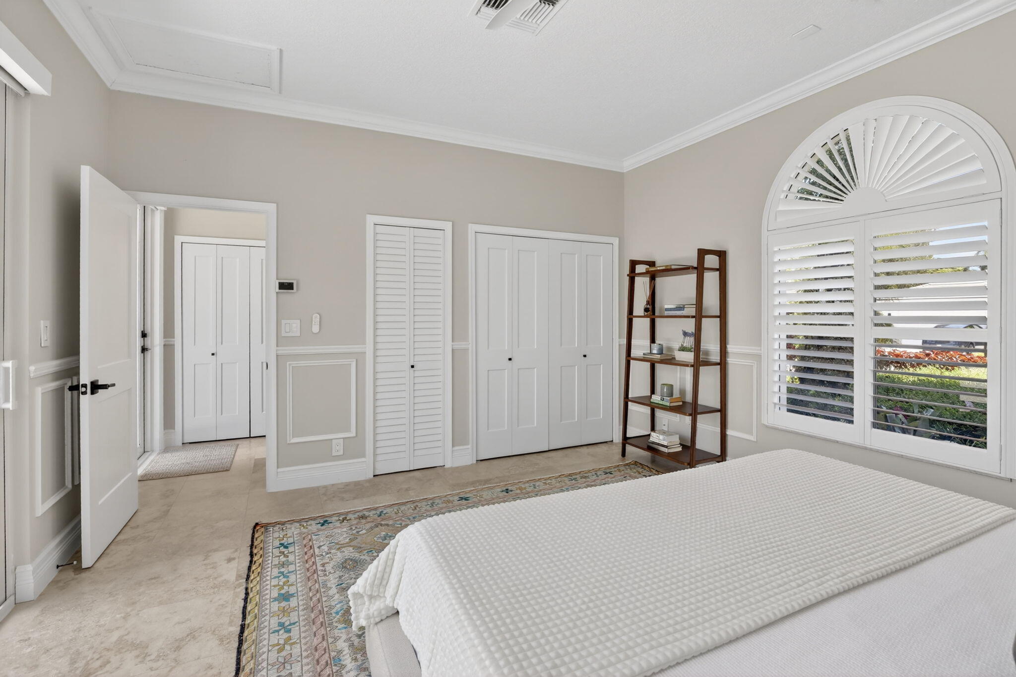 WESTON HILLS COUNTRY CLUB - Residential