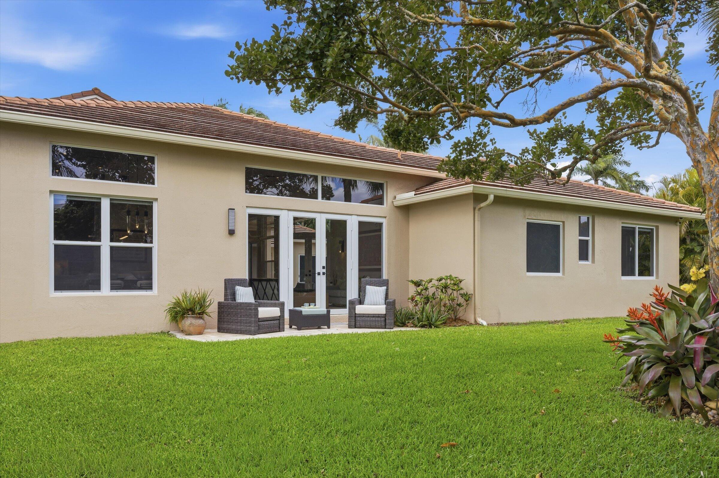WESTON HILLS COUNTRY CLUB - Residential