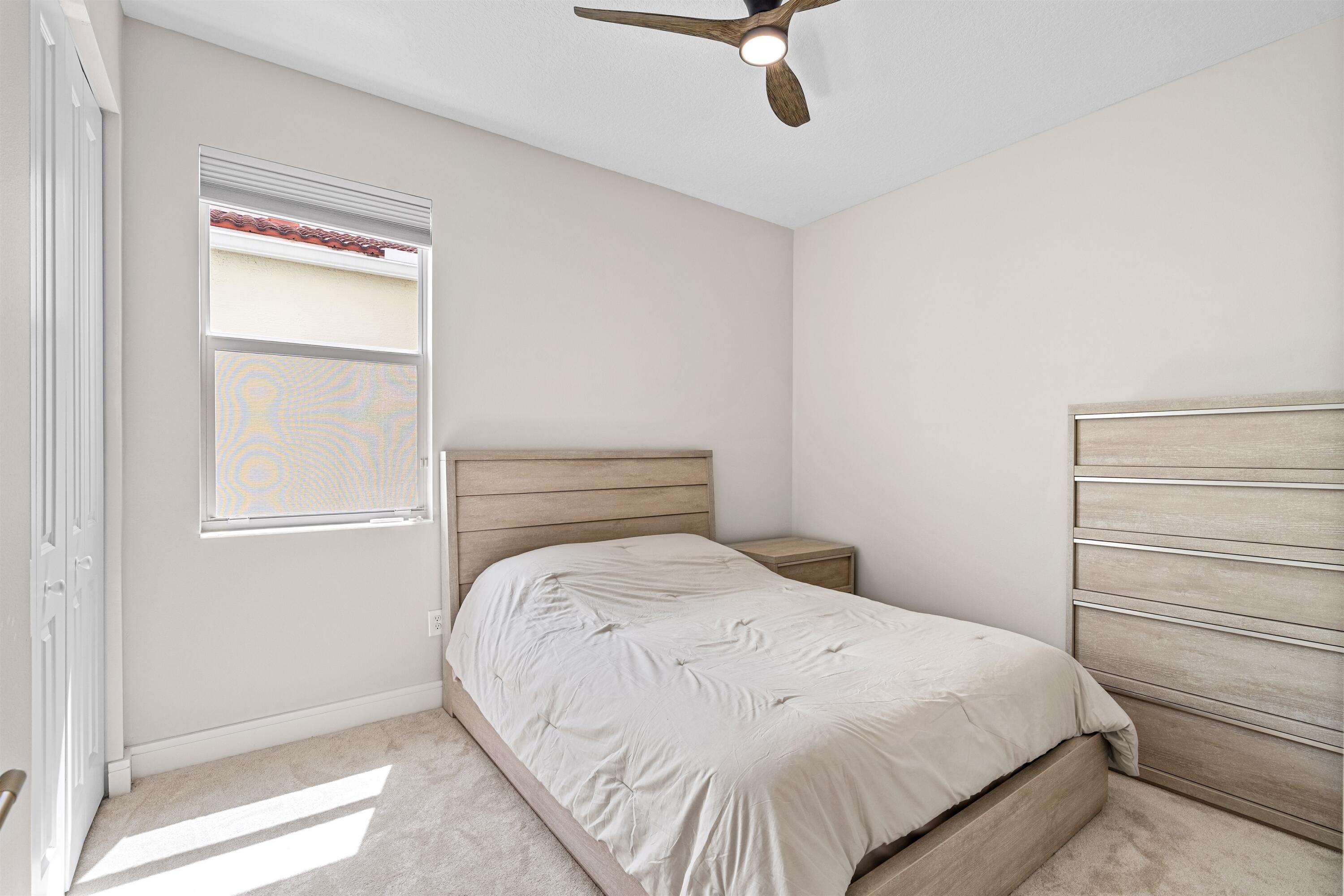 BLUE LAKE TOWNHOMES - Residential