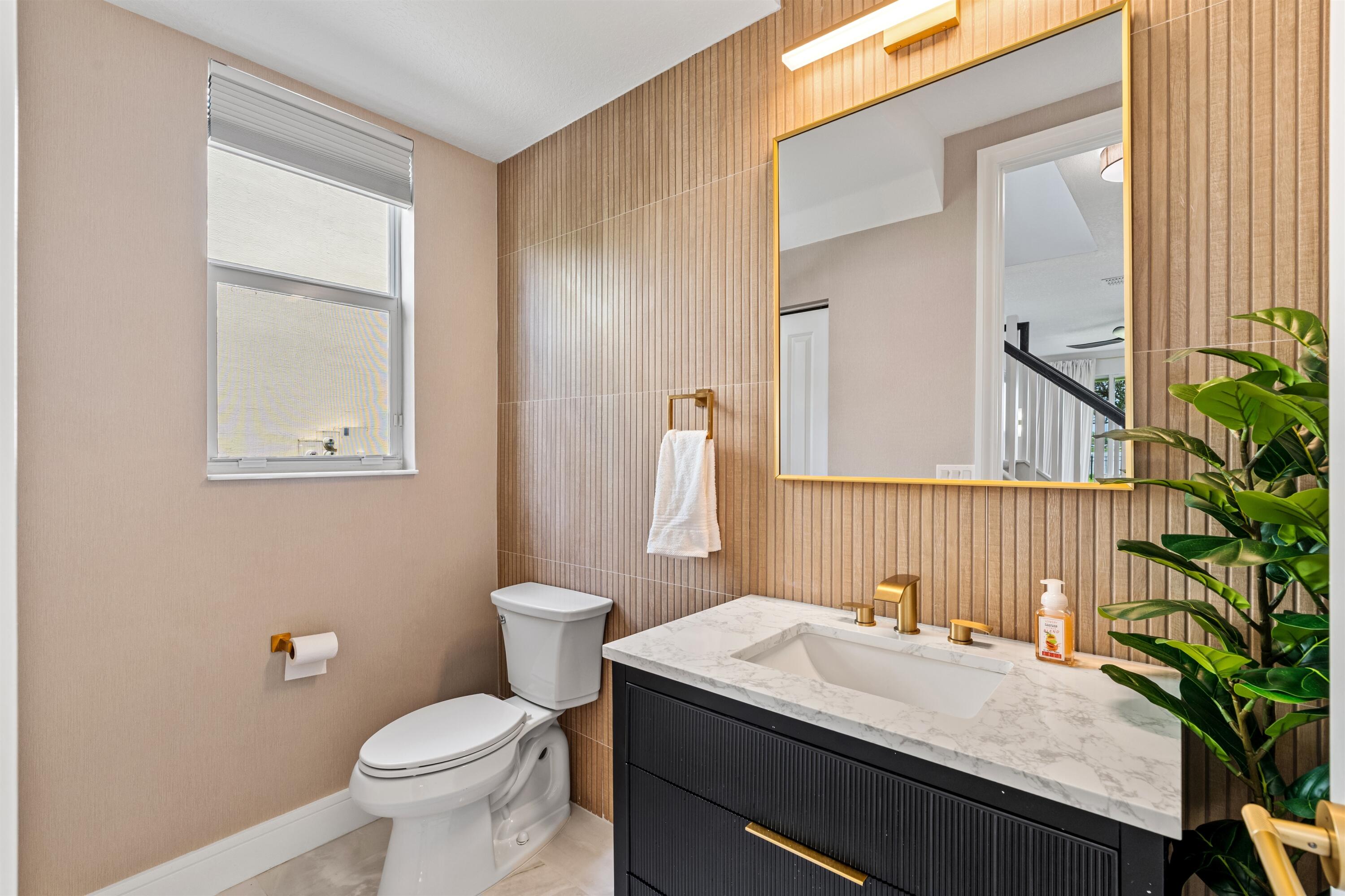 BLUE LAKE TOWNHOMES - Residential