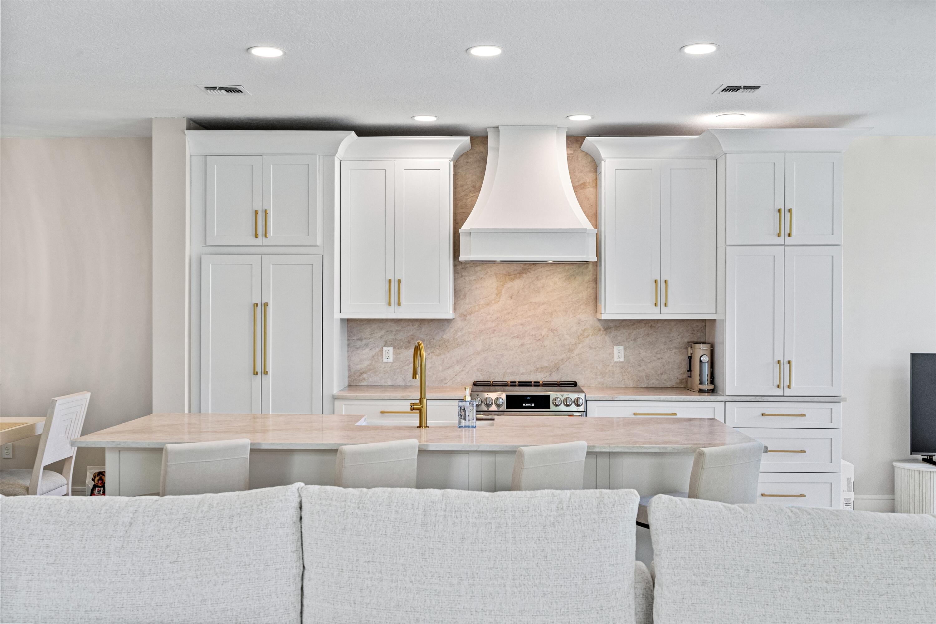 BLUE LAKE TOWNHOMES - Residential