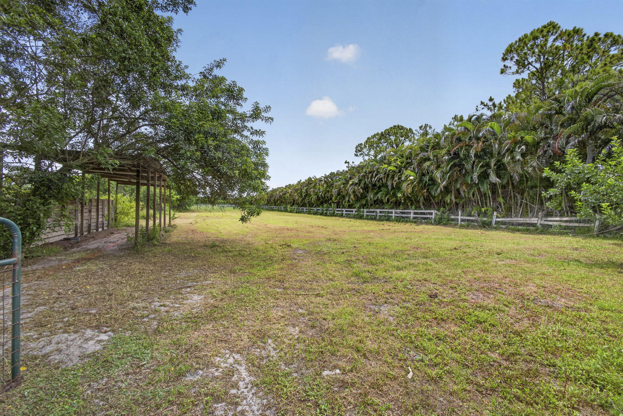 Loxahatchee Groves - Land