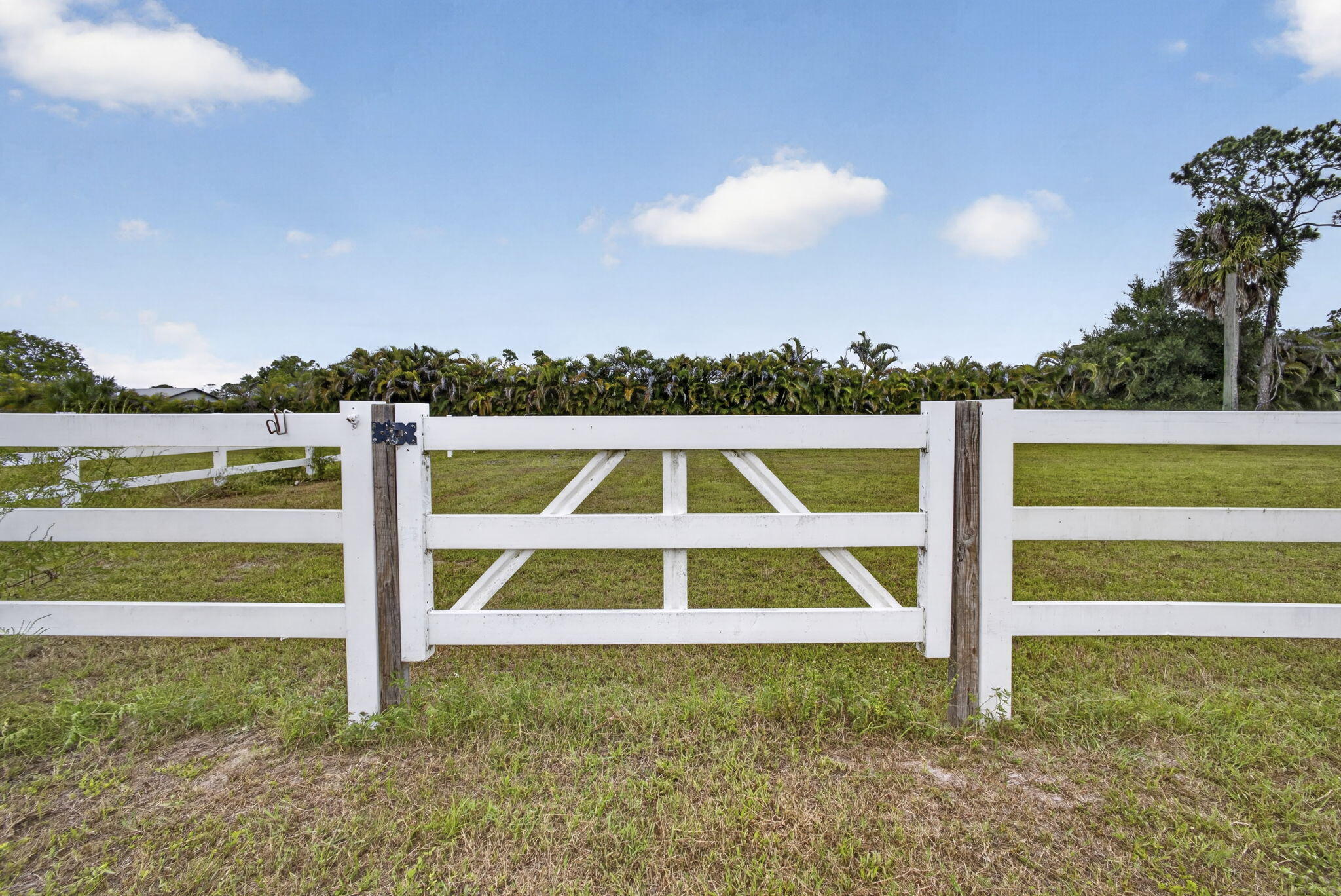 Loxahatchee Groves - Land