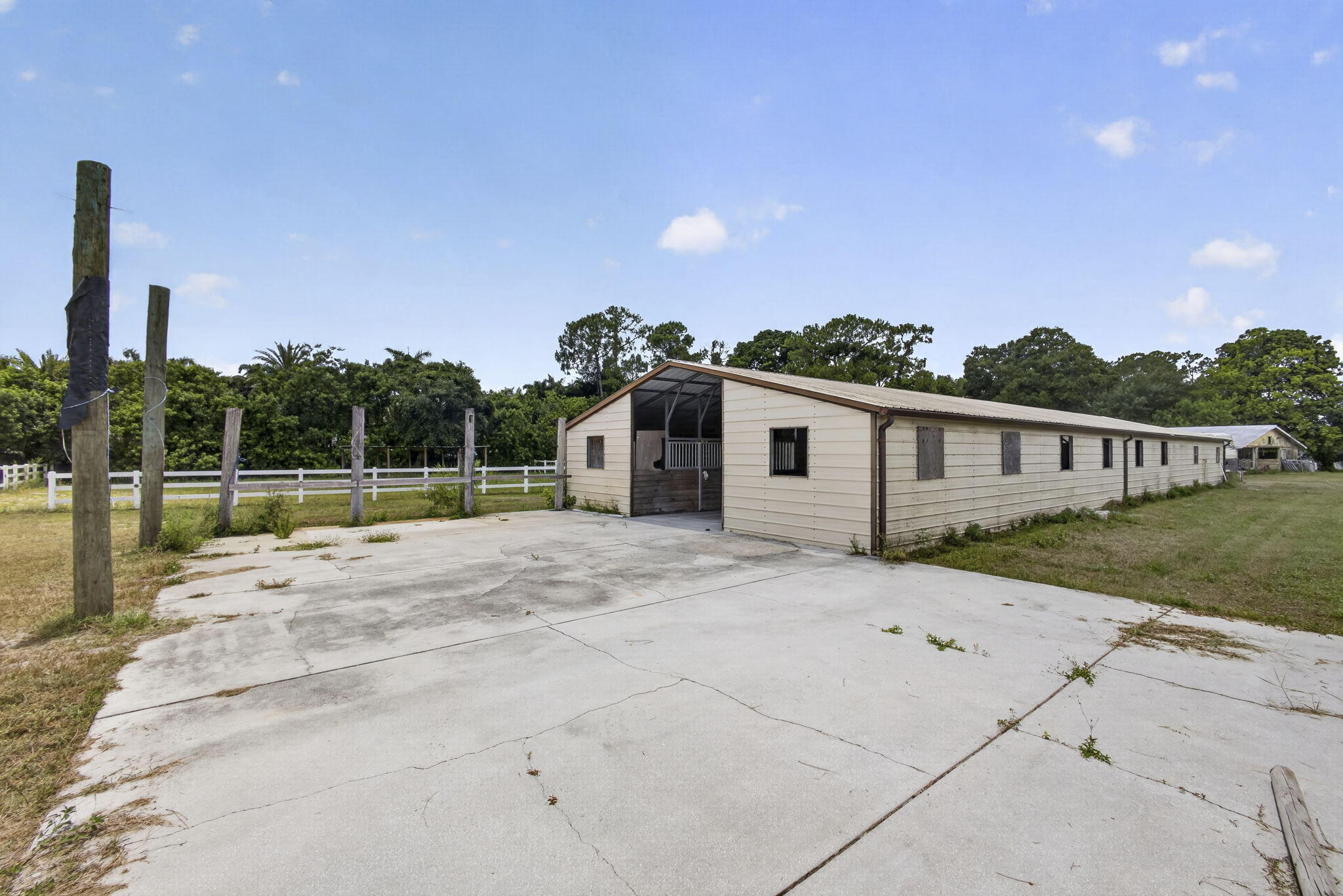 Loxahatchee Groves - Land