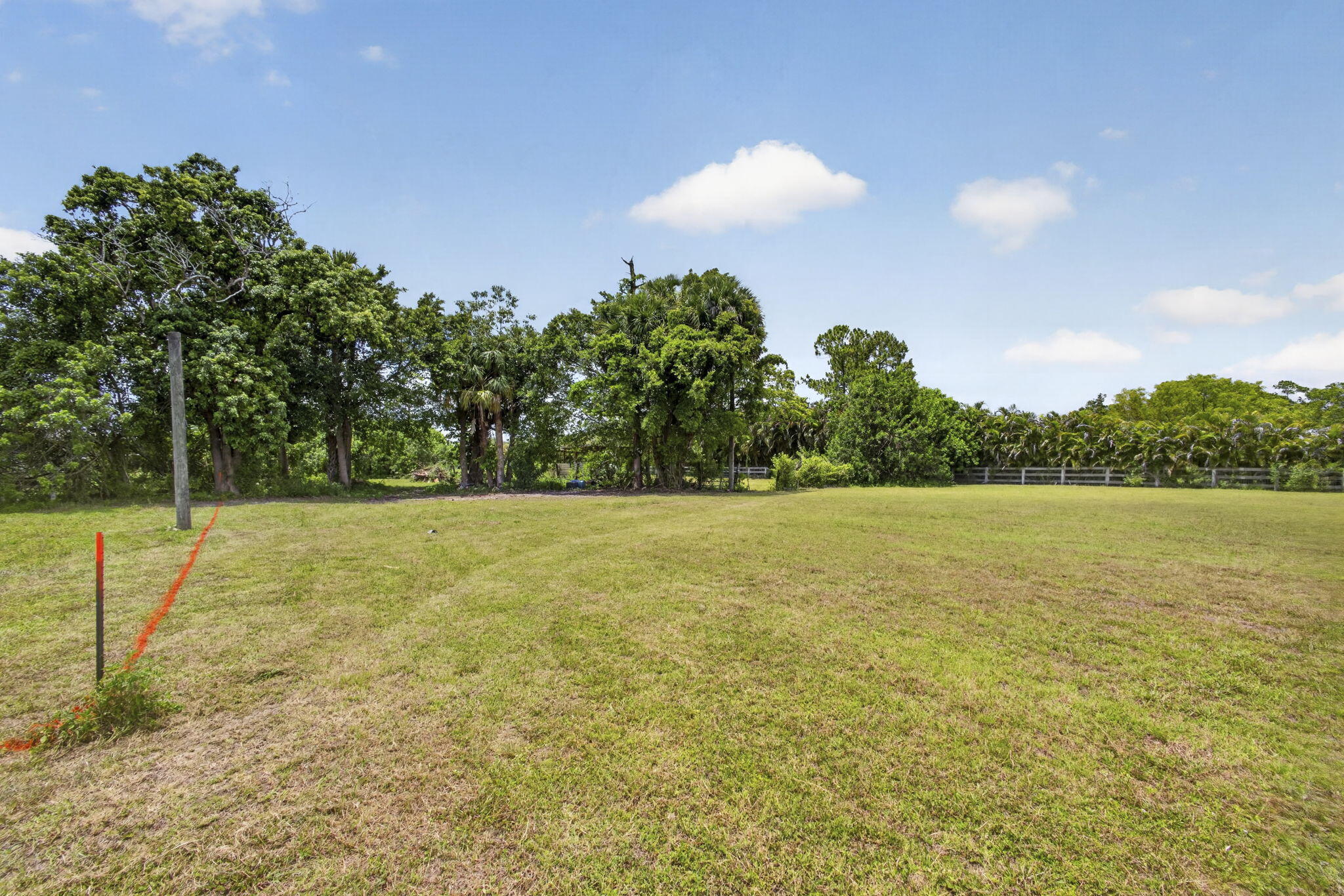 Loxahatchee Groves - Land