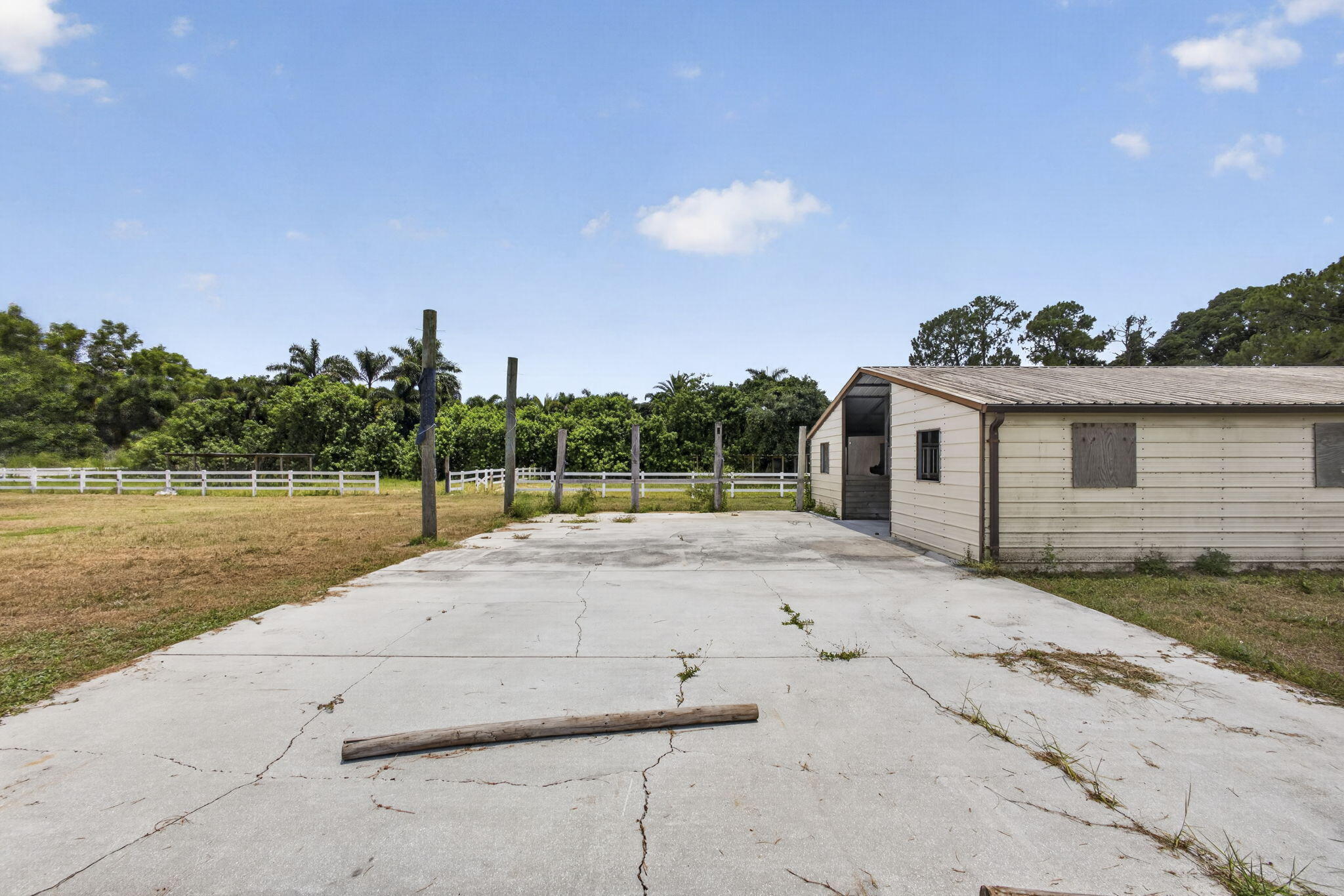 Loxahatchee Groves - Land
