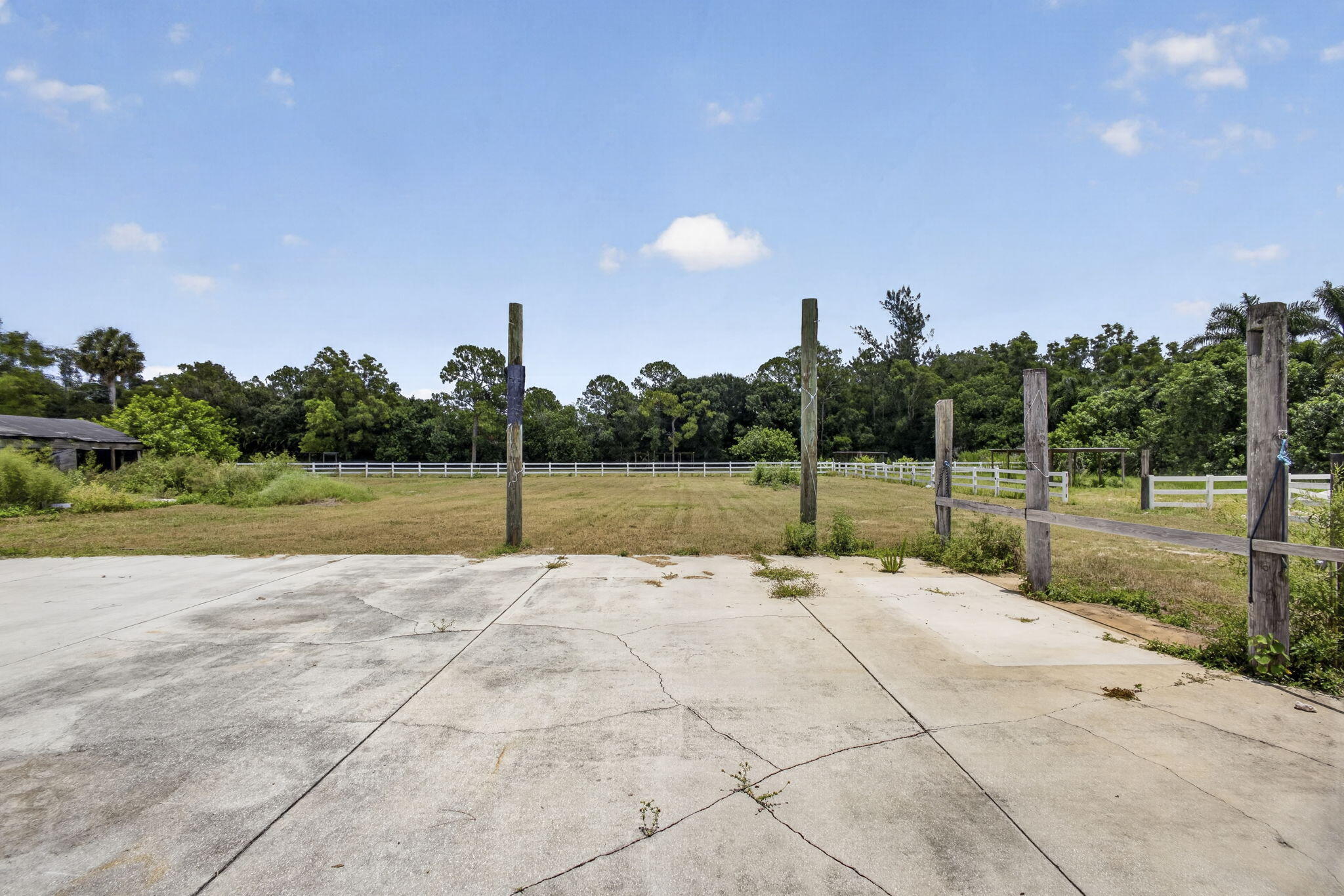 Loxahatchee Groves - Land