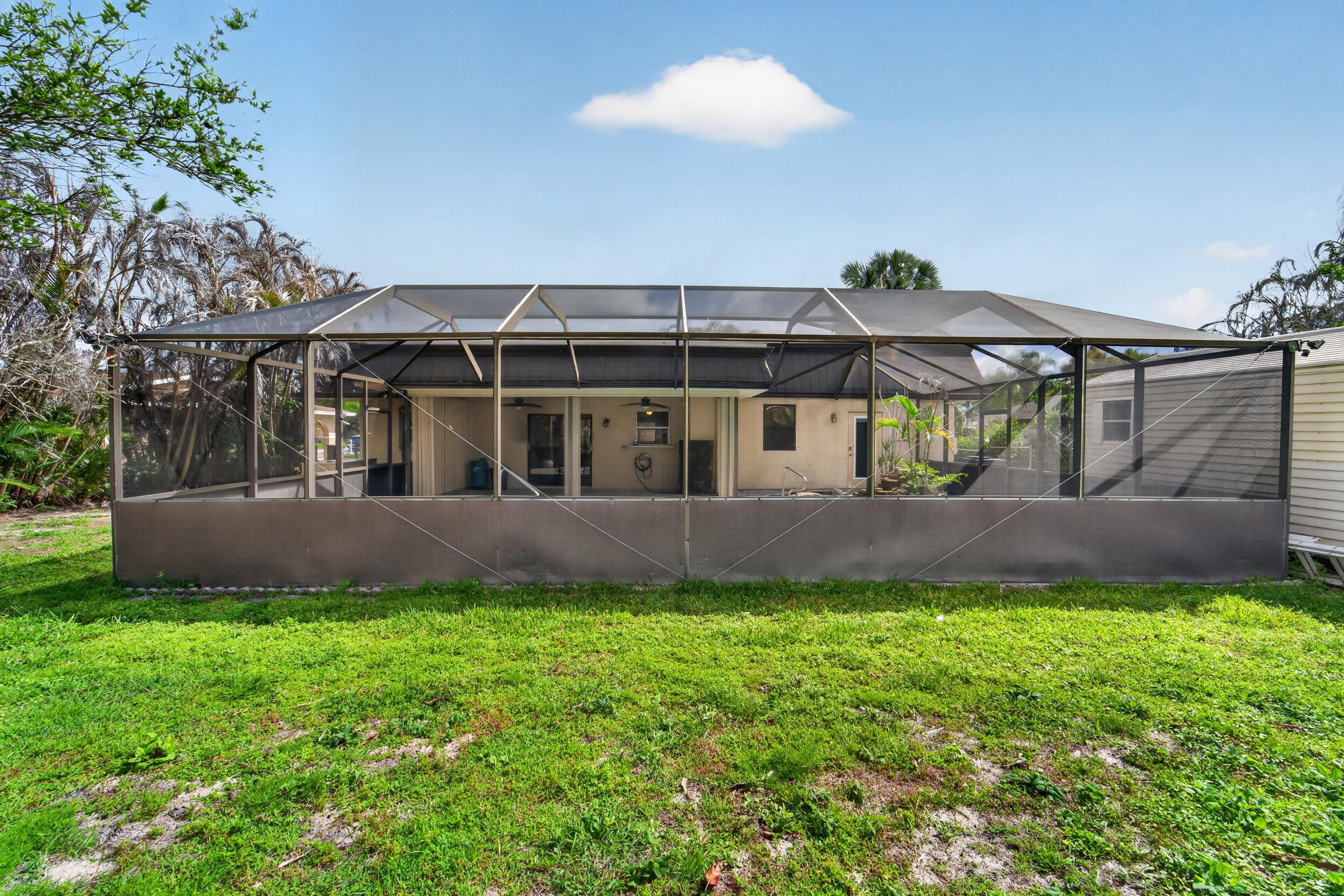 PORT ST LUCIE FLORESTA PINES UNIT 2 - Residential