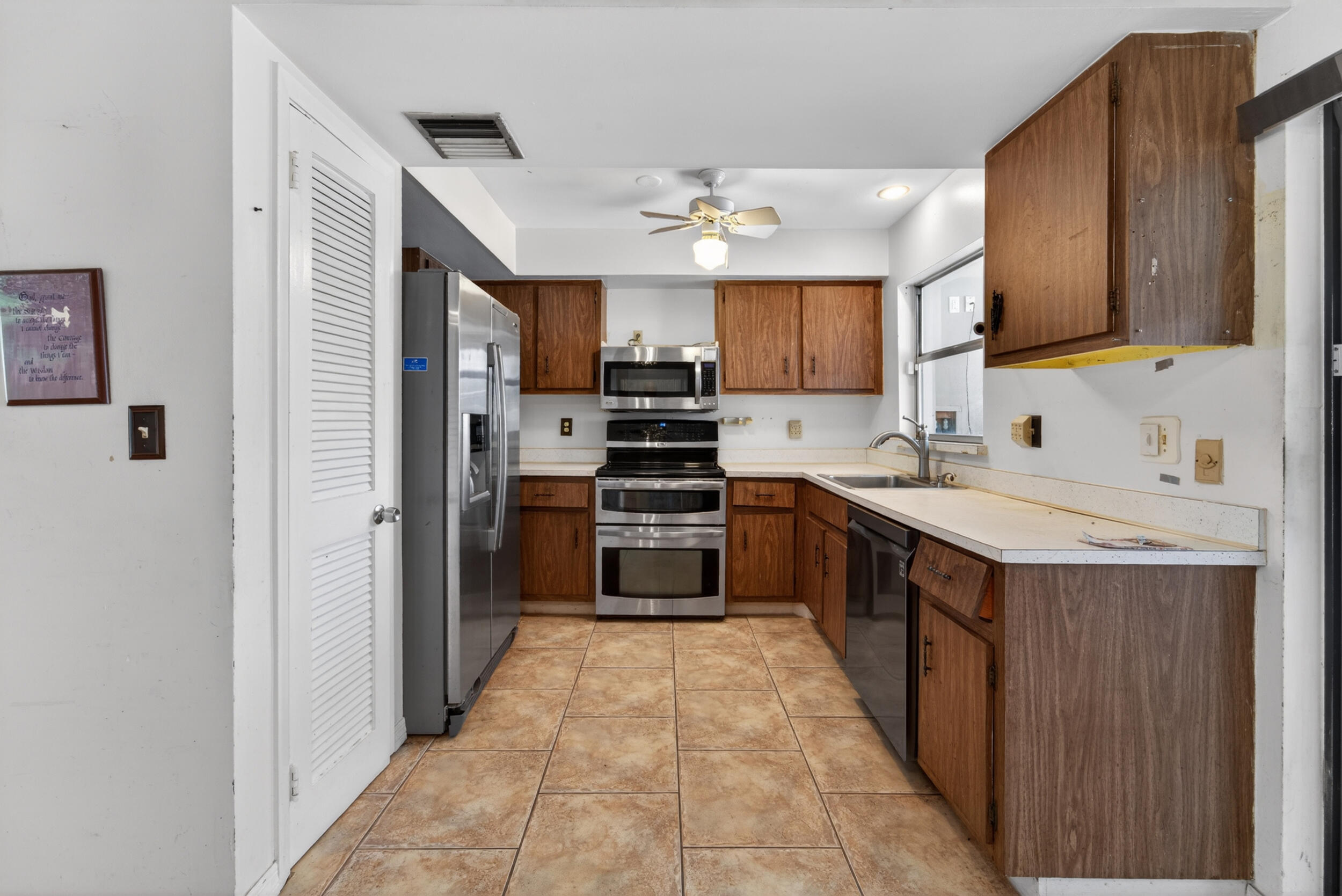 PORT ST LUCIE FLORESTA PINES UNIT 2 - Residential
