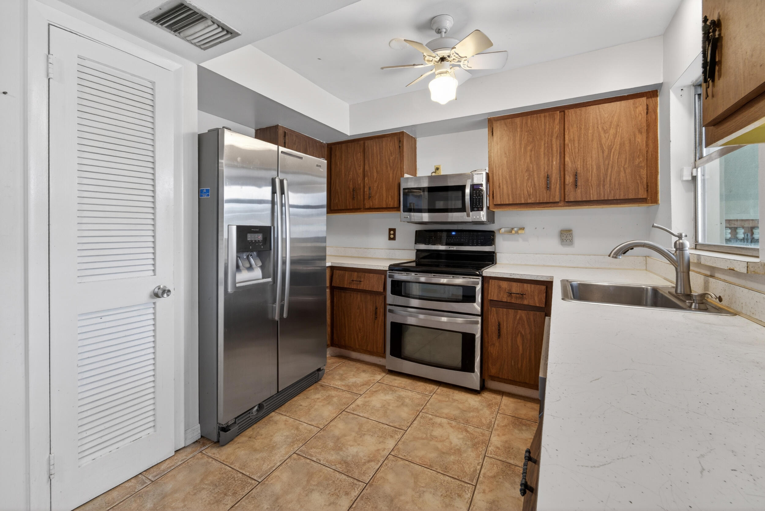 PORT ST LUCIE FLORESTA PINES UNIT 2 - Residential