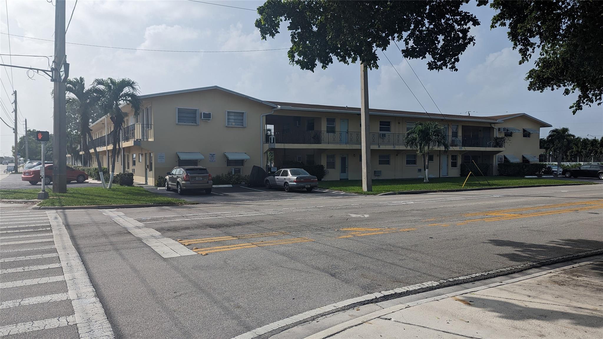 Pembroke House Condo - Residential