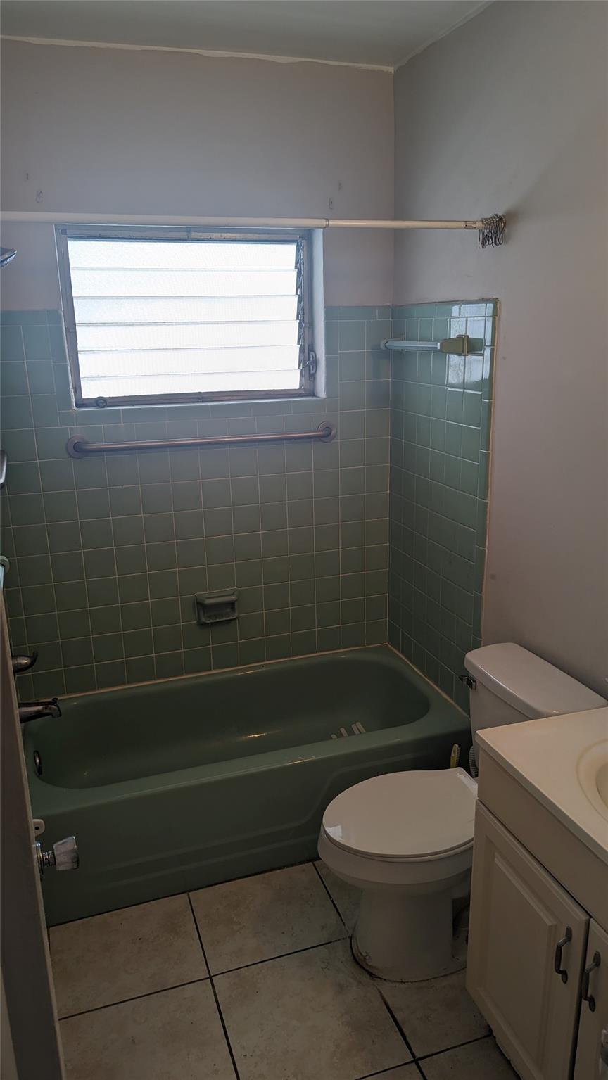 Pembroke House Condo - Residential