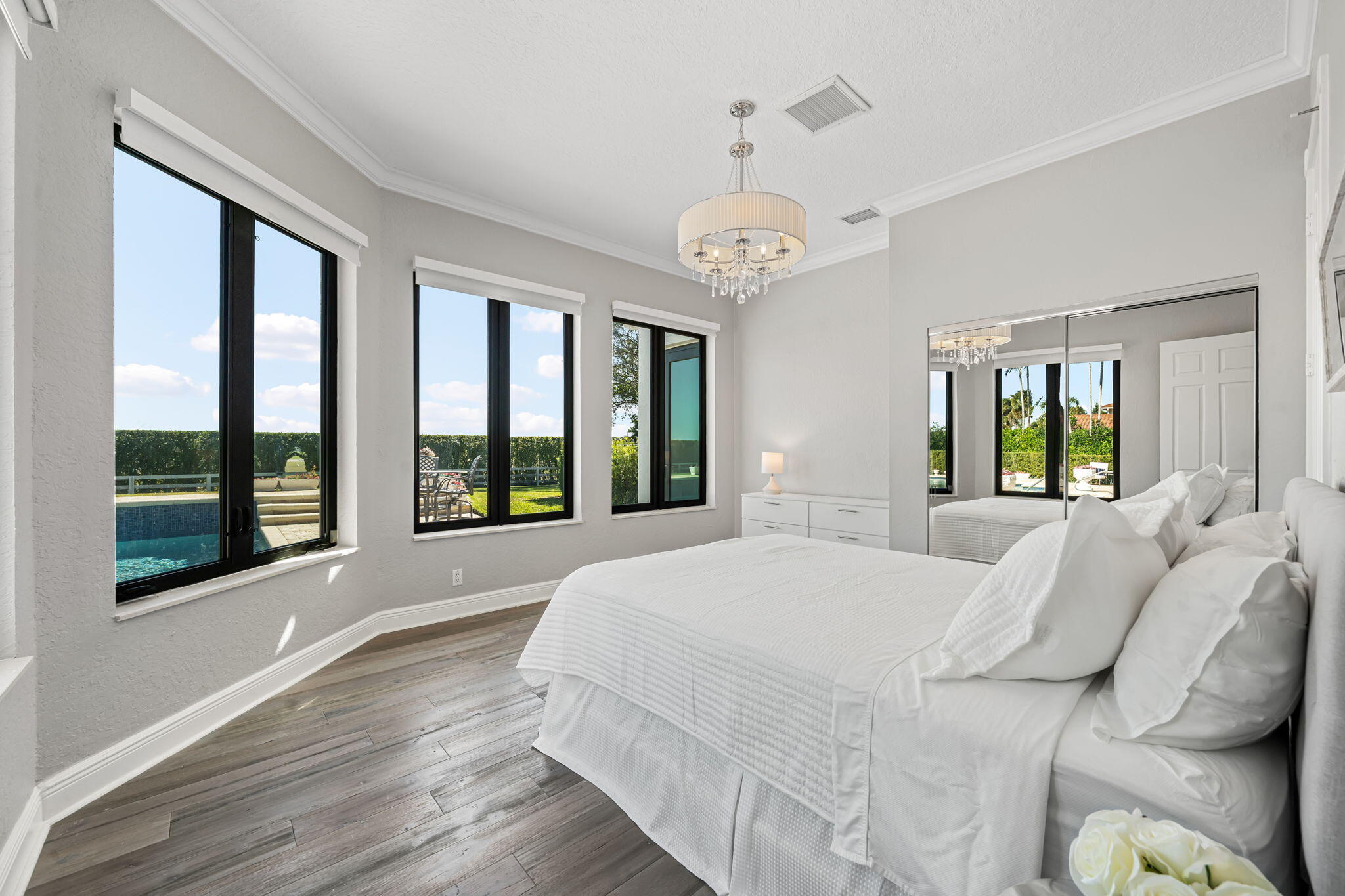 SOUTHFIELDS - Residential