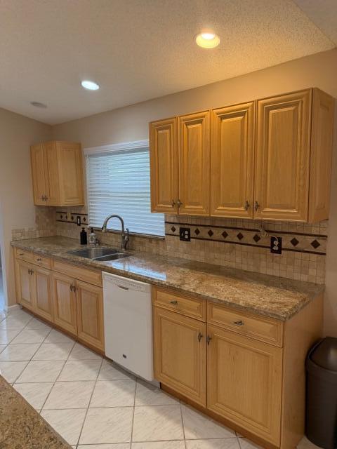 Palm Aire Oaks Course Est - Residential