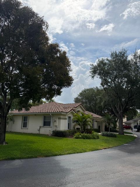 Palm Aire Oaks Course Est - Residential