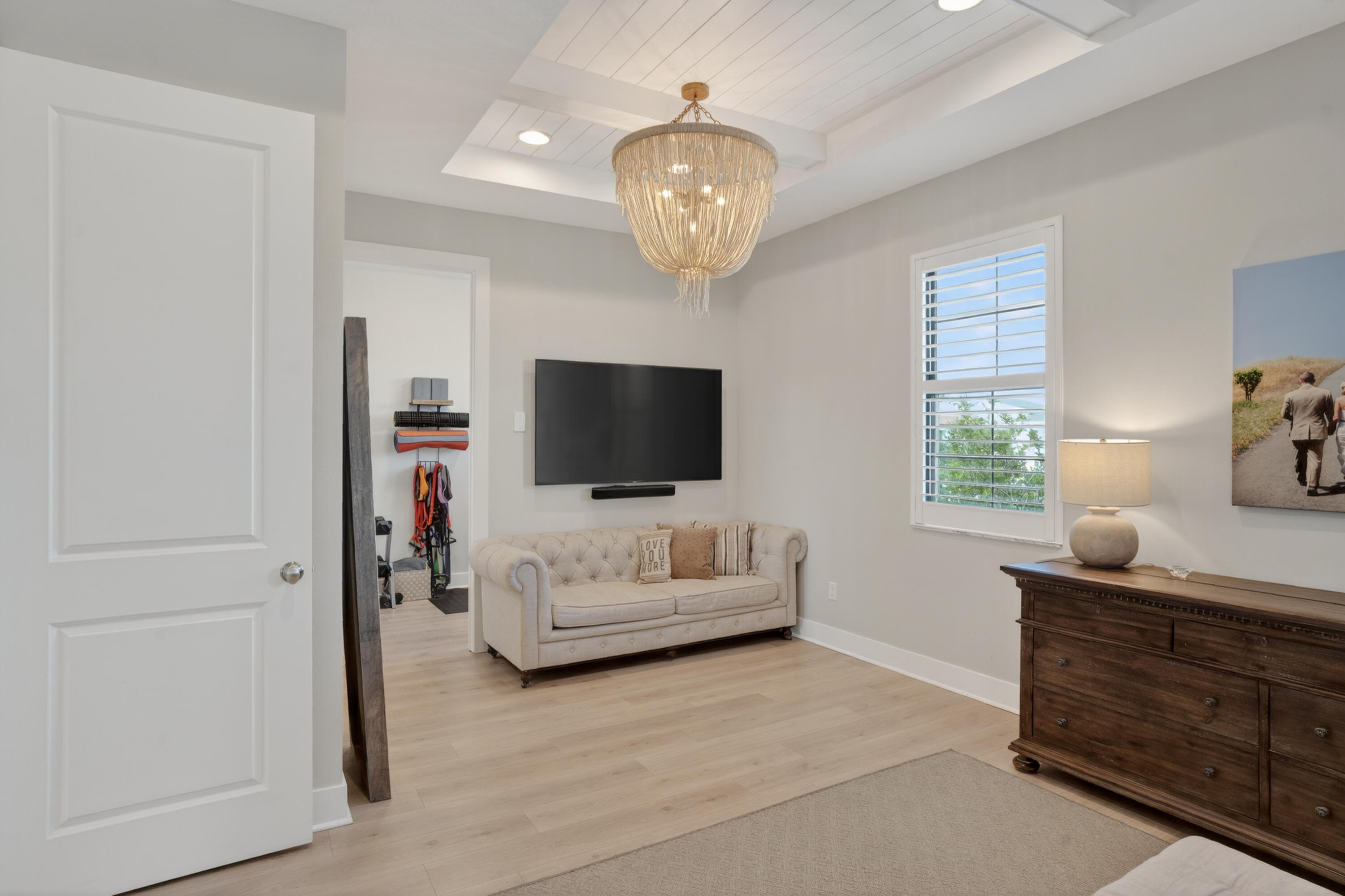 ALTON NEIGHBORHOOD - Residential Lease
