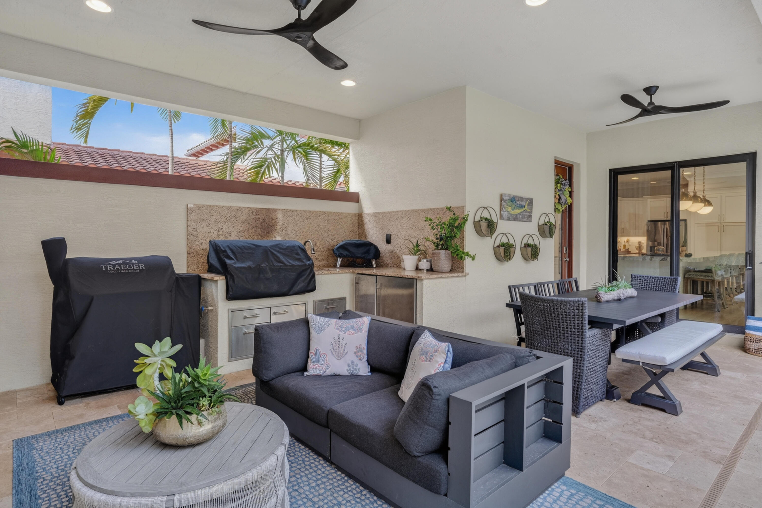 ALTON NEIGHBORHOOD - Residential Lease