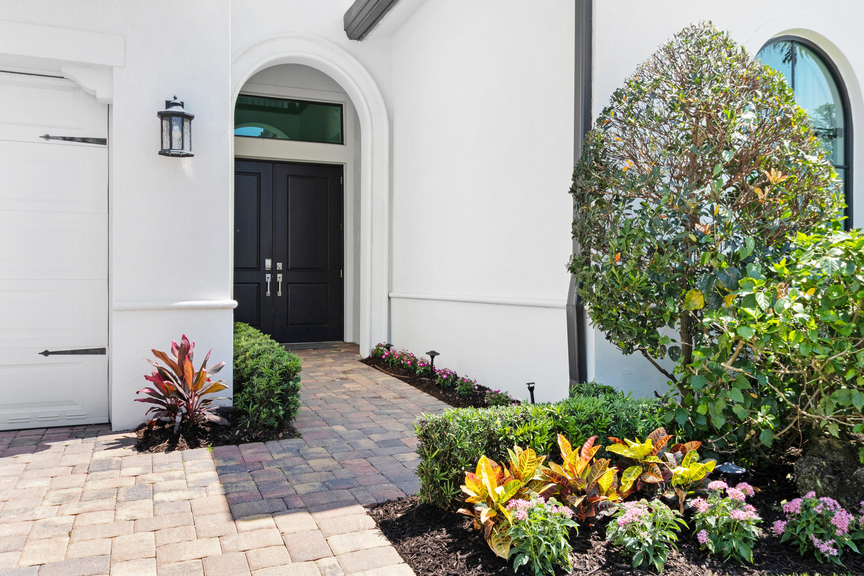PALM MEADOWS ESTATES - Residential