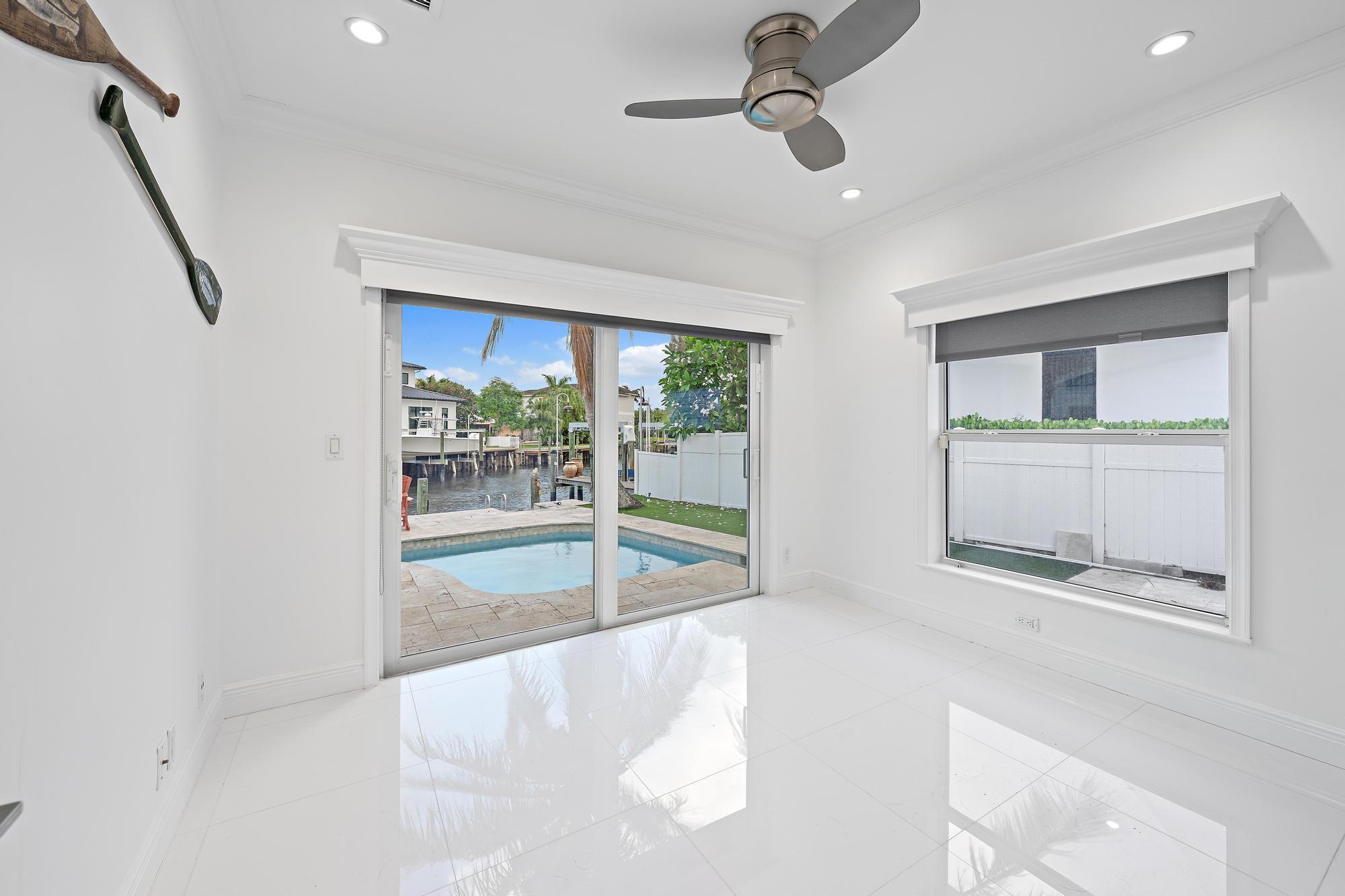 PIRATES COVE - Residential