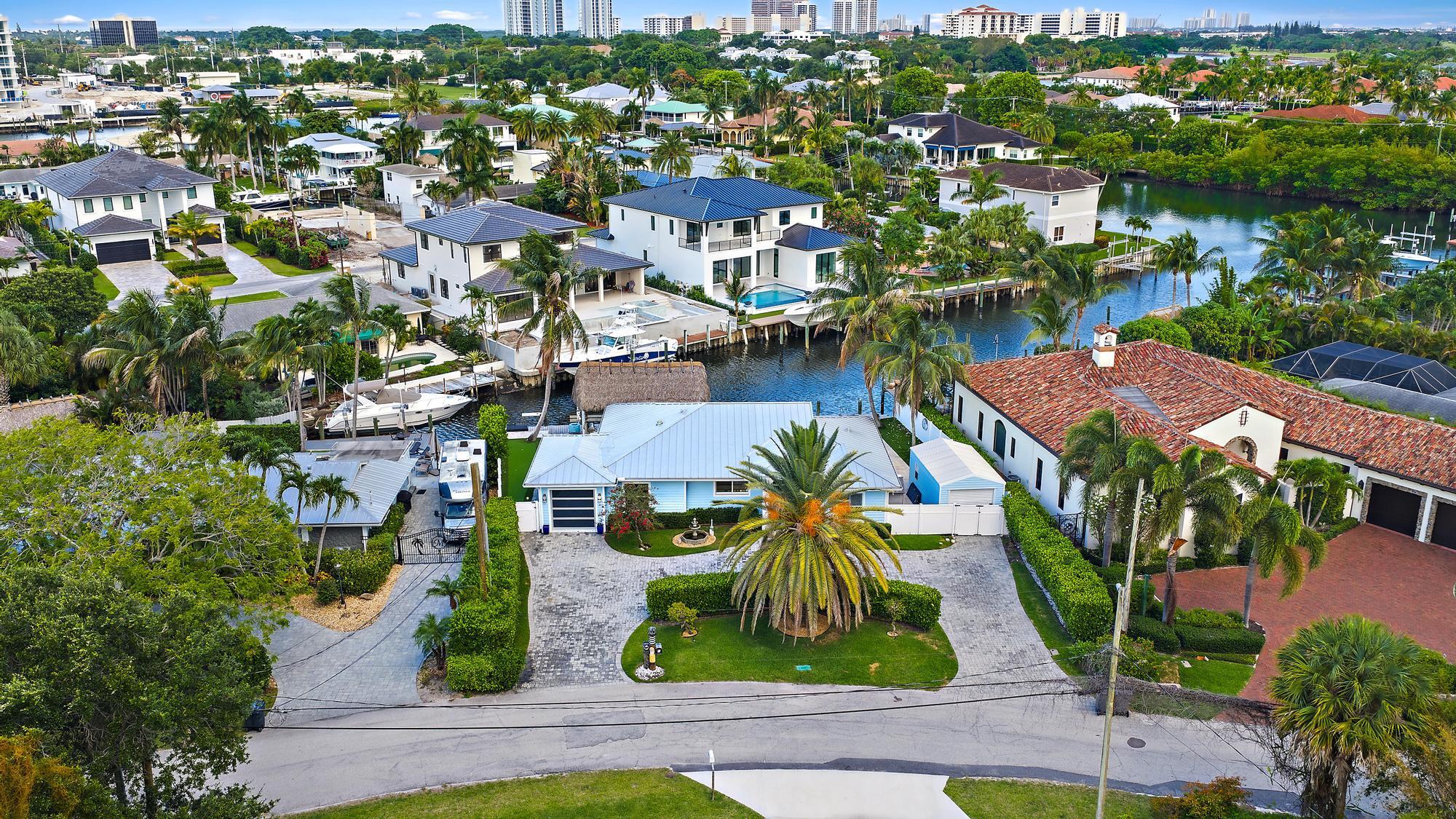 PIRATES COVE - Residential