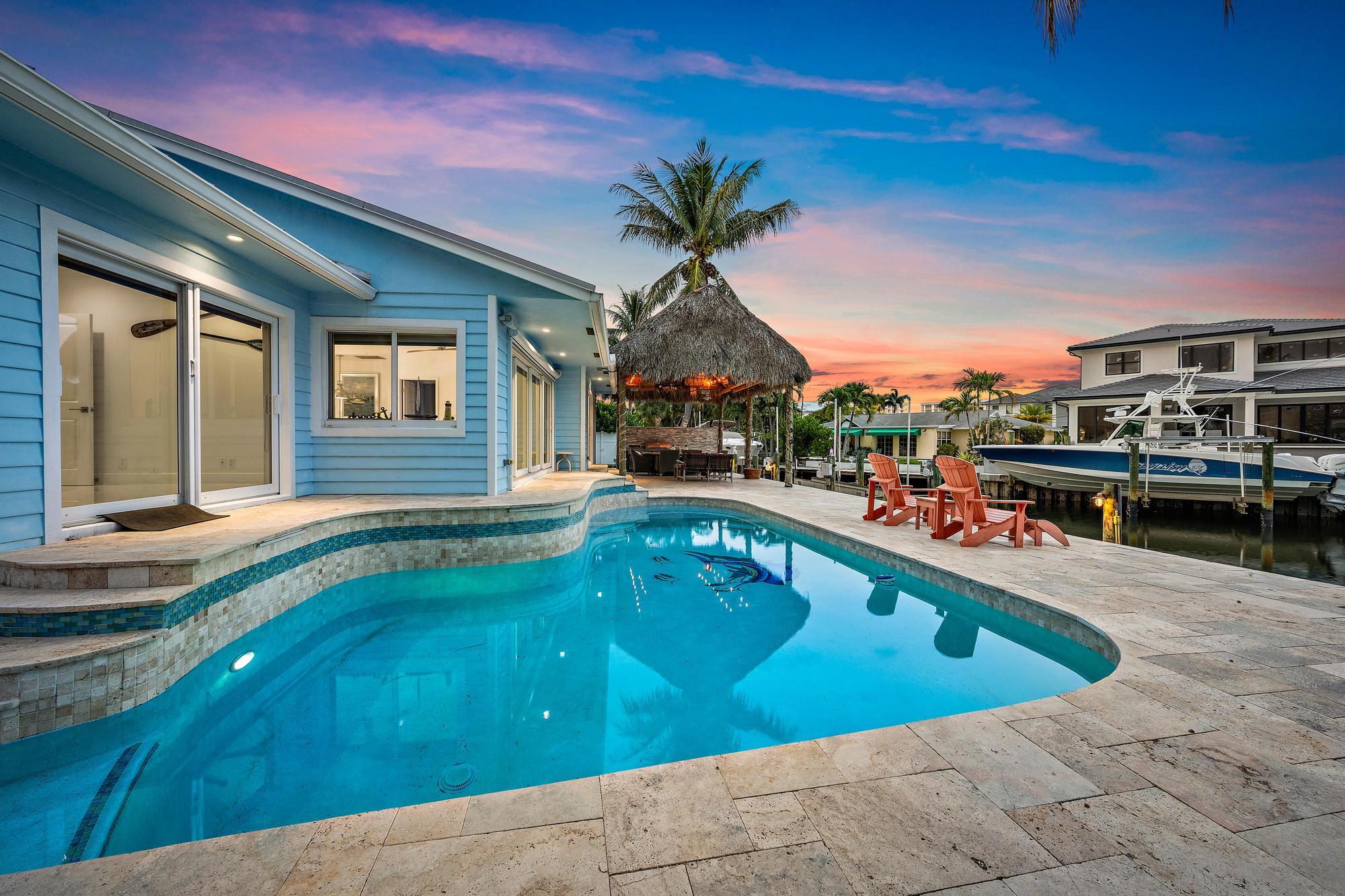 PIRATES COVE - Residential