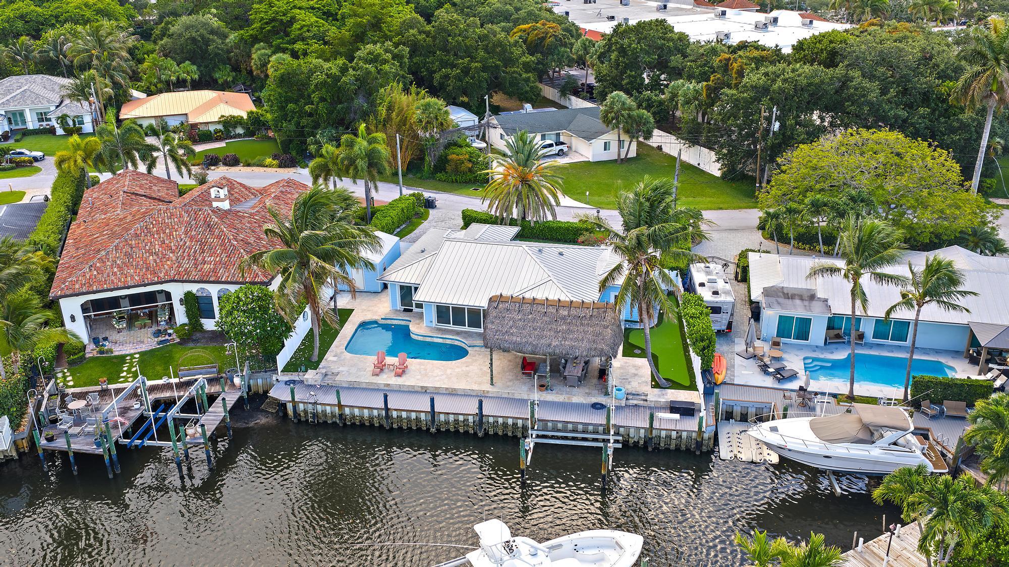 PIRATES COVE - Residential