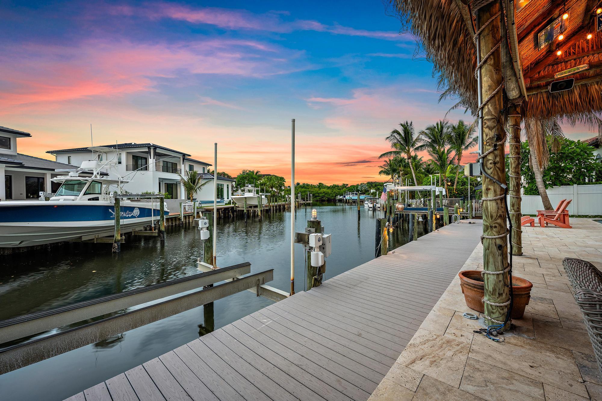 PIRATES COVE - Residential