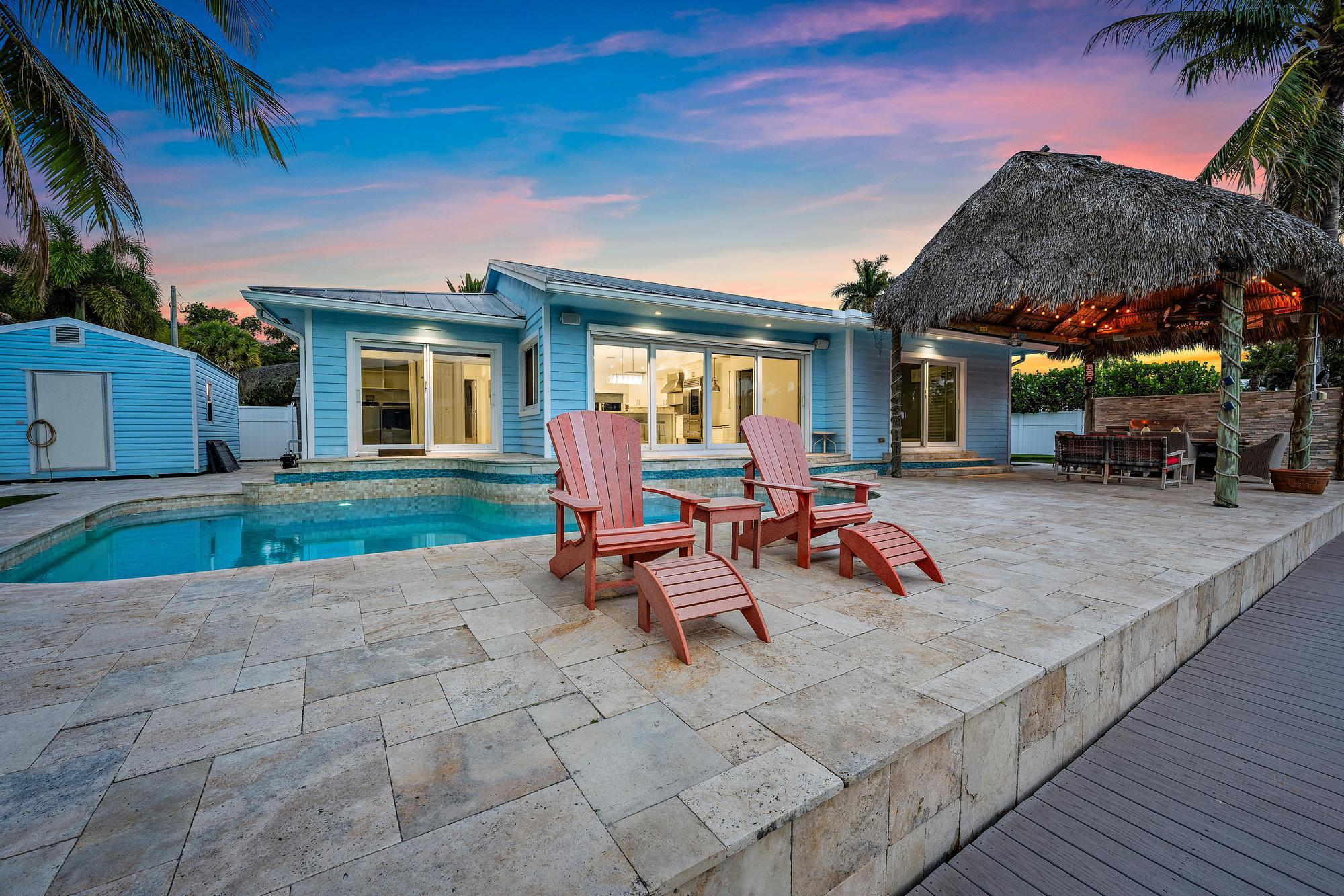 PIRATES COVE - Residential