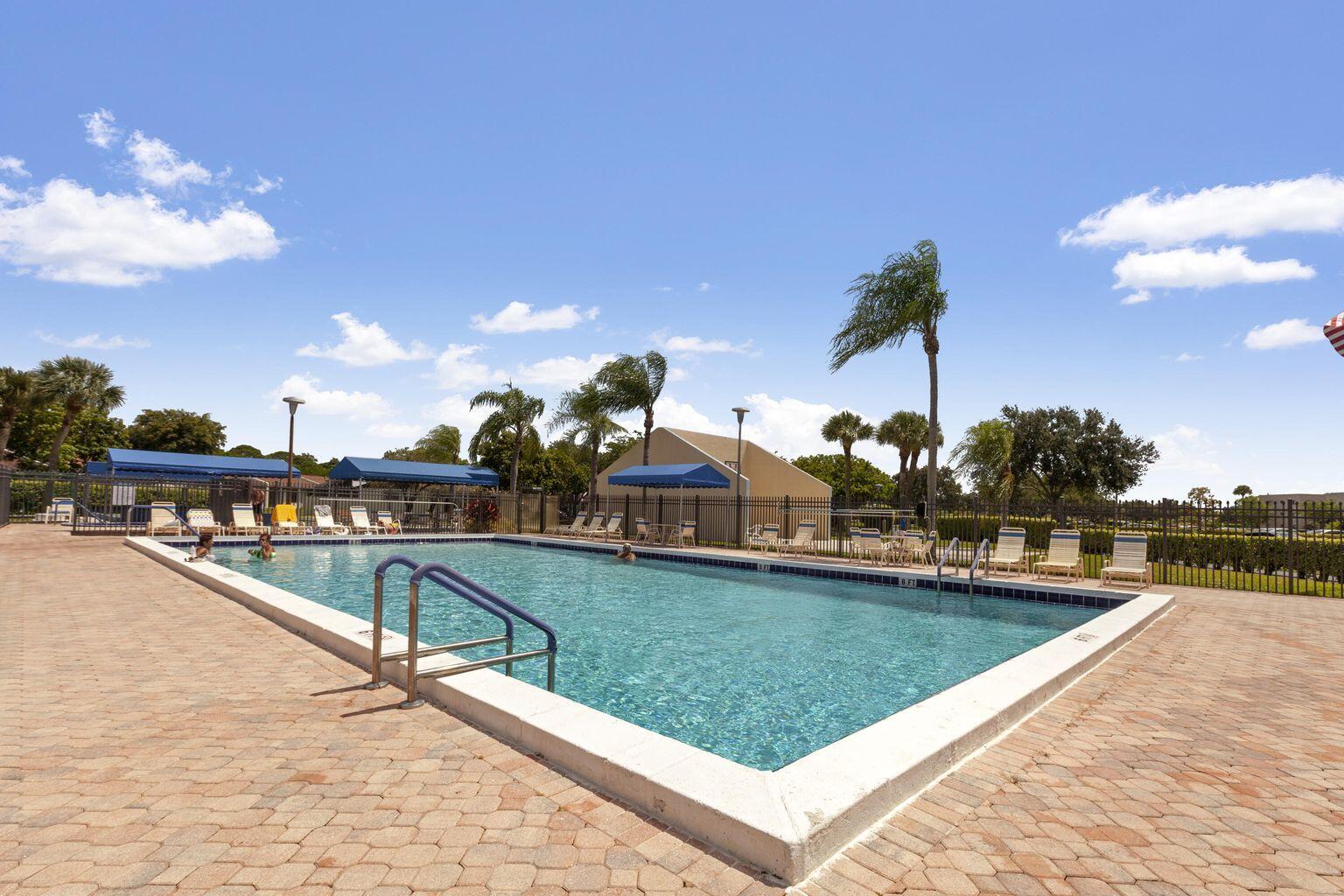 VIBURNUM AT LAS VERDES - Residential