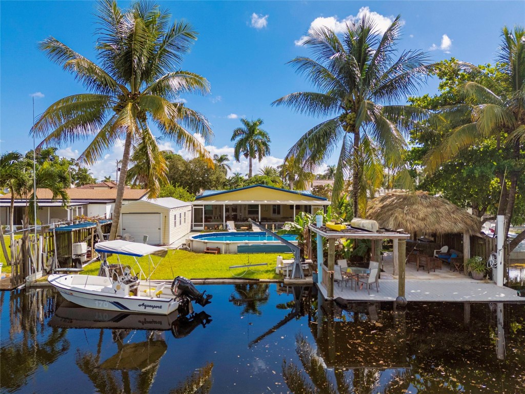 DAVIS ISLES - Residential