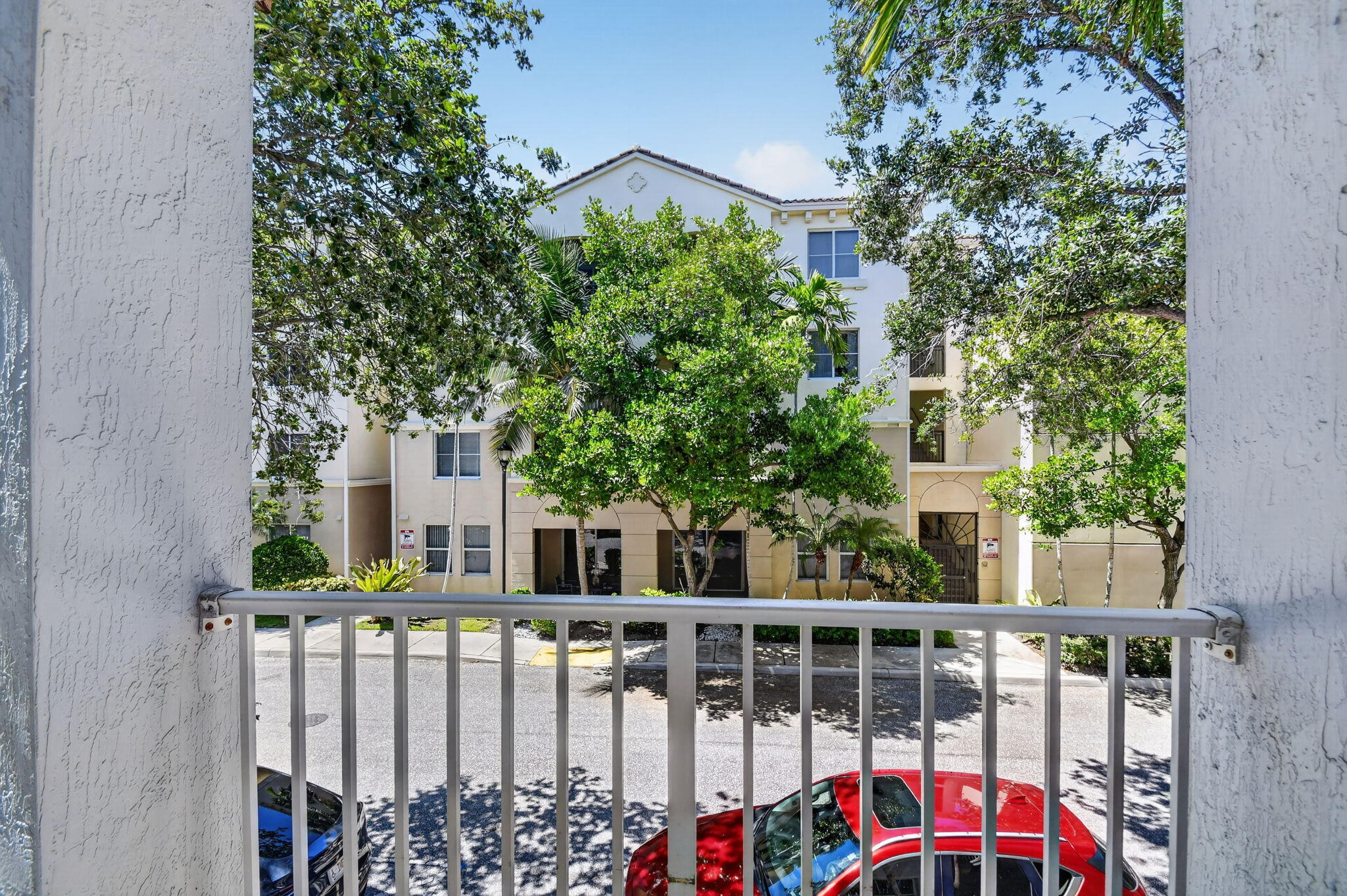 RENAISSANCE COMMONS PUD - Residential Lease
