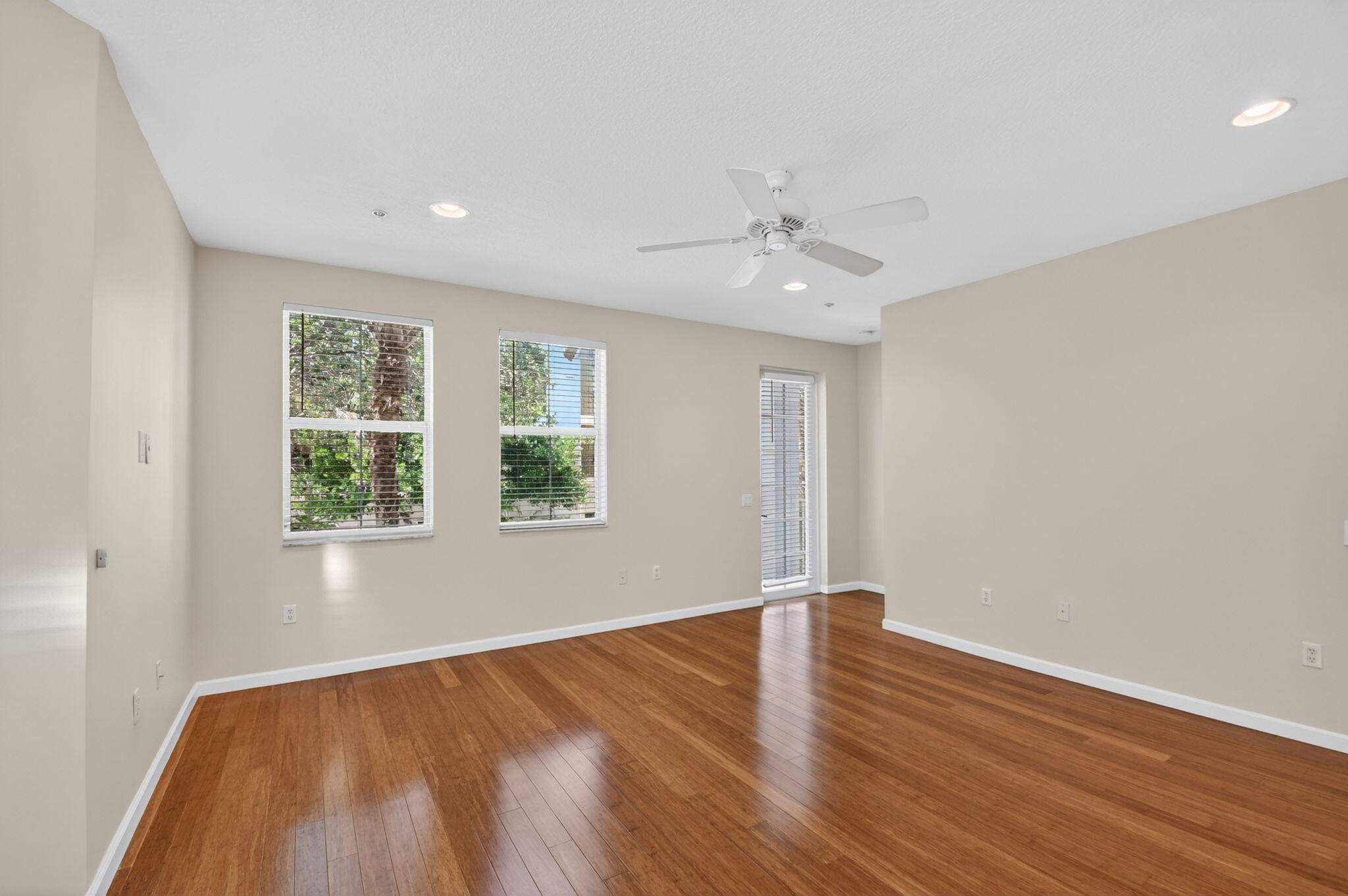 RENAISSANCE COMMONS PUD - Residential Lease