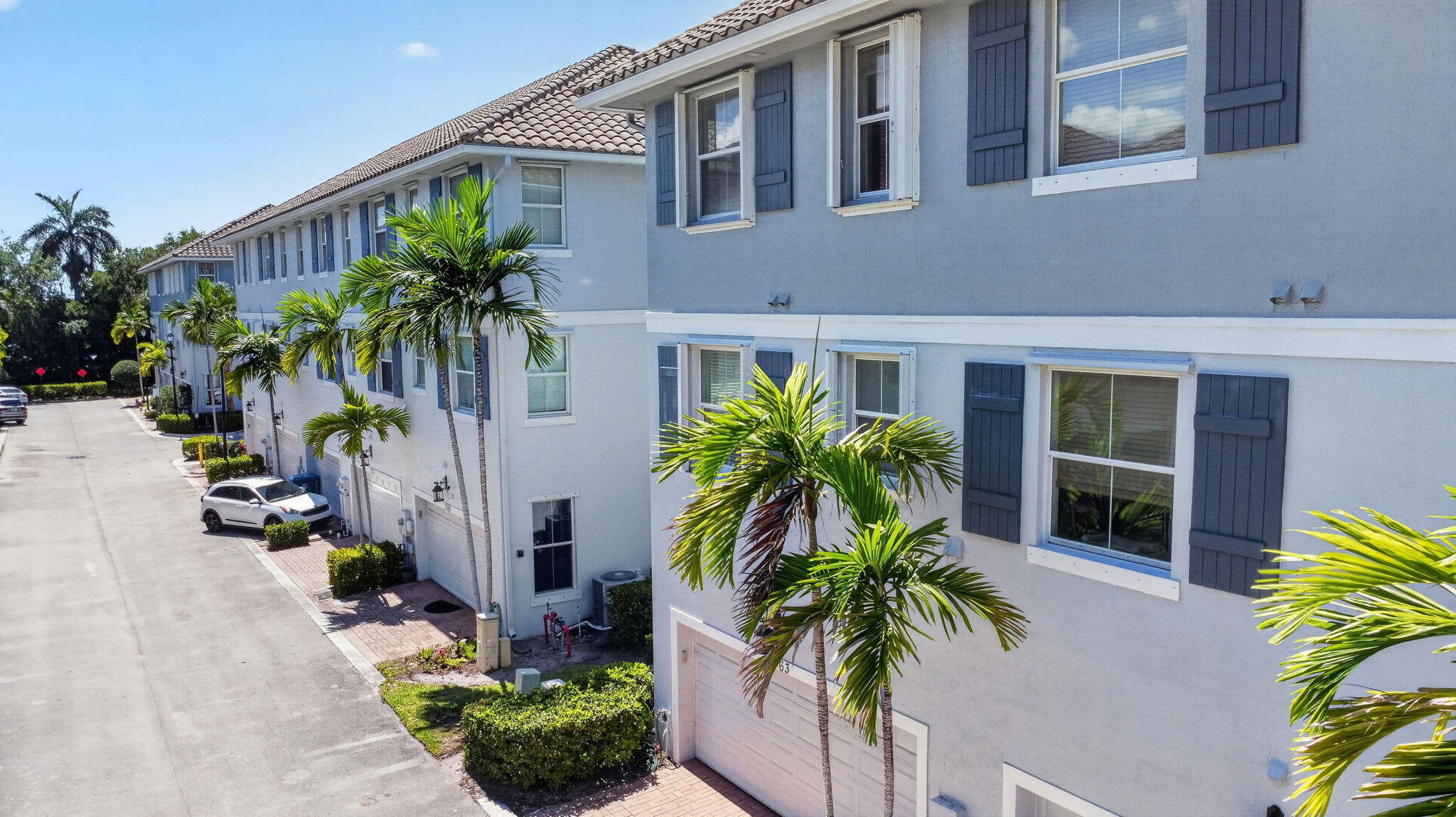 RENAISSANCE COMMONS PUD - Residential Lease