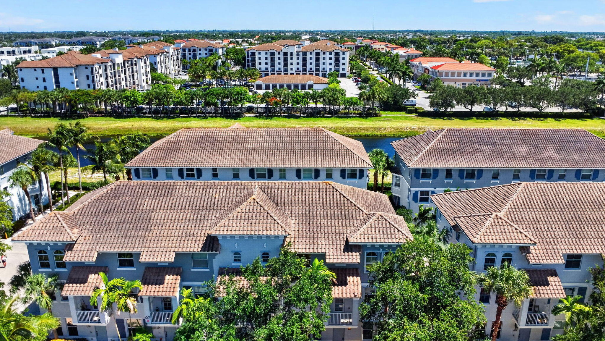 RENAISSANCE COMMONS PUD - Residential Lease