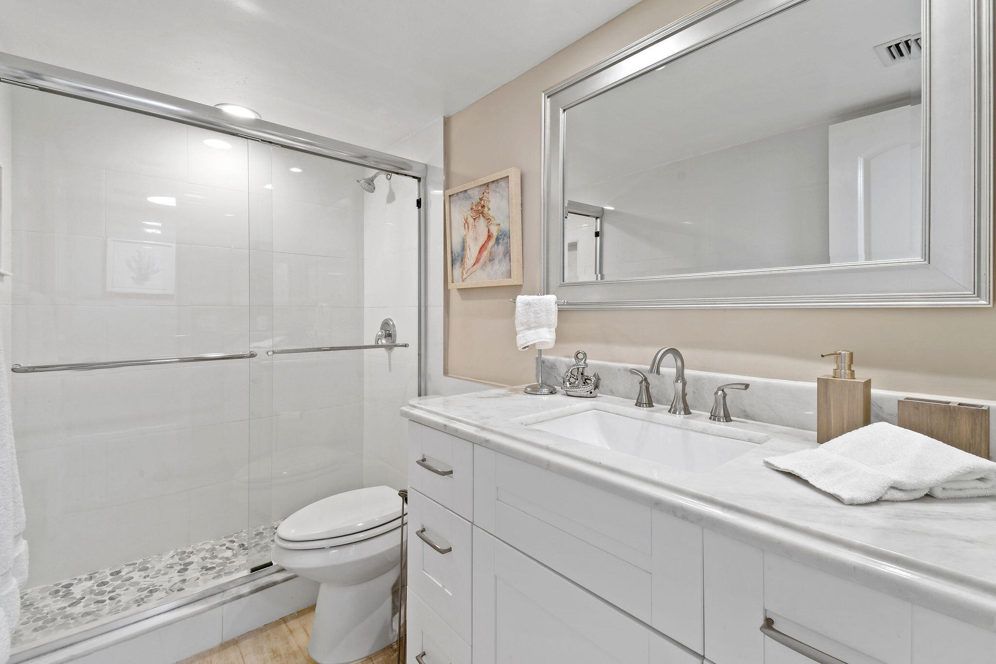 LAVERS DELRAY RACQUET CLUB COND I - Residential Lease
