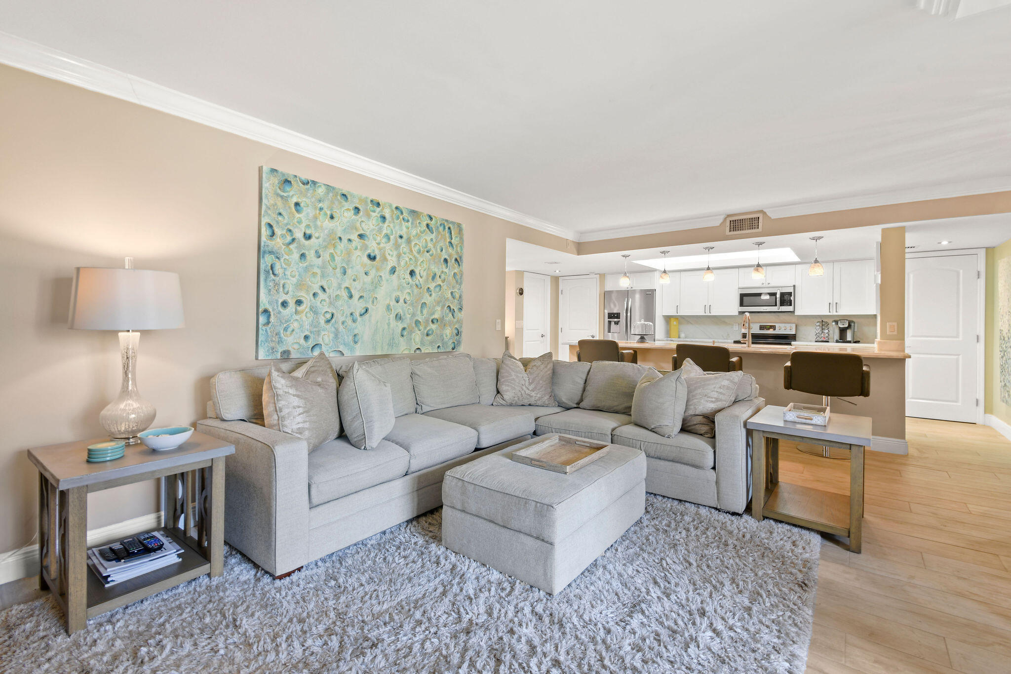 LAVERS DELRAY RACQUET CLUB COND I - Residential Lease