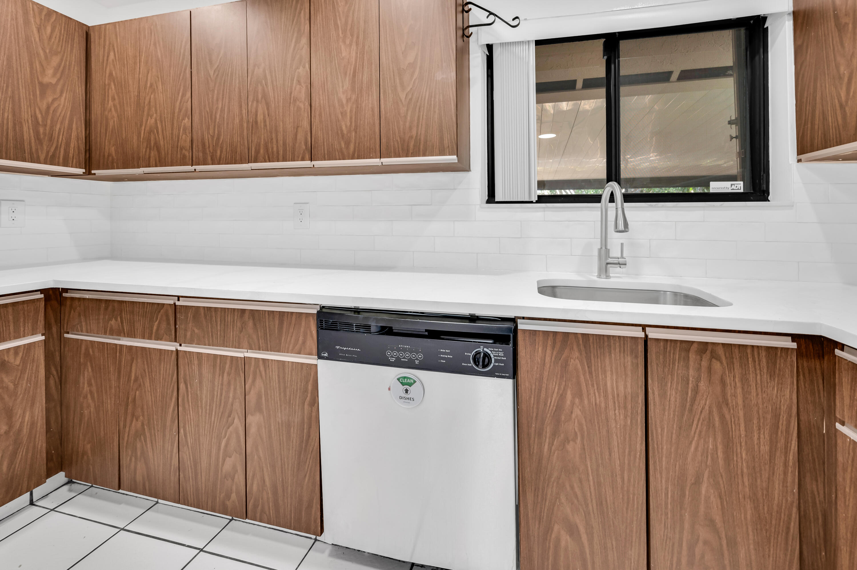 SIERRA DEL MAR - Residential Lease