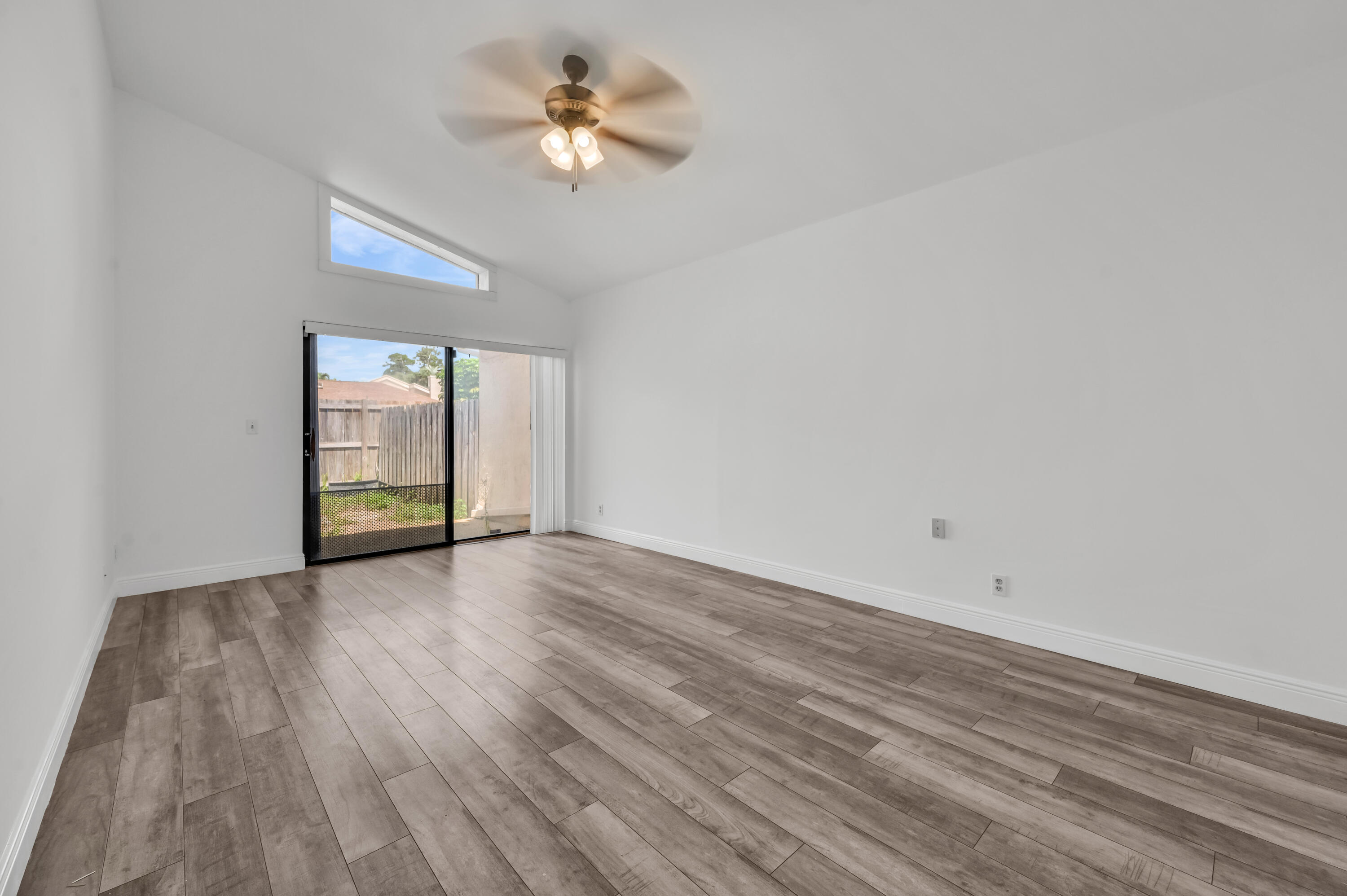 SIERRA DEL MAR - Residential Lease