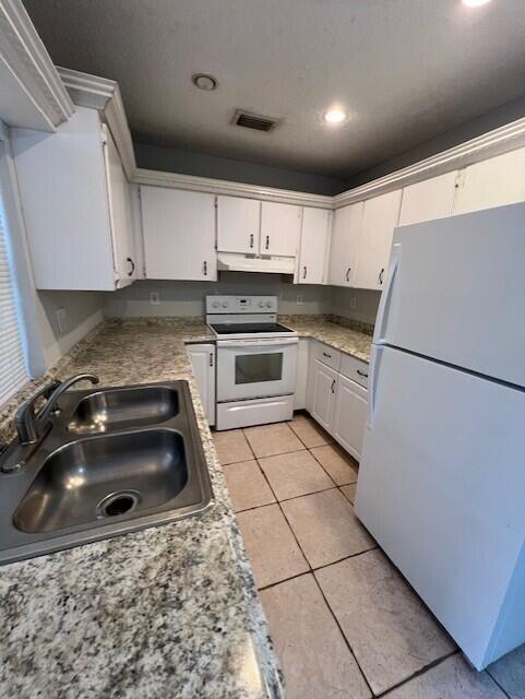 SOUTH SHORE 3 OF WELLINGTON - Residential Lease