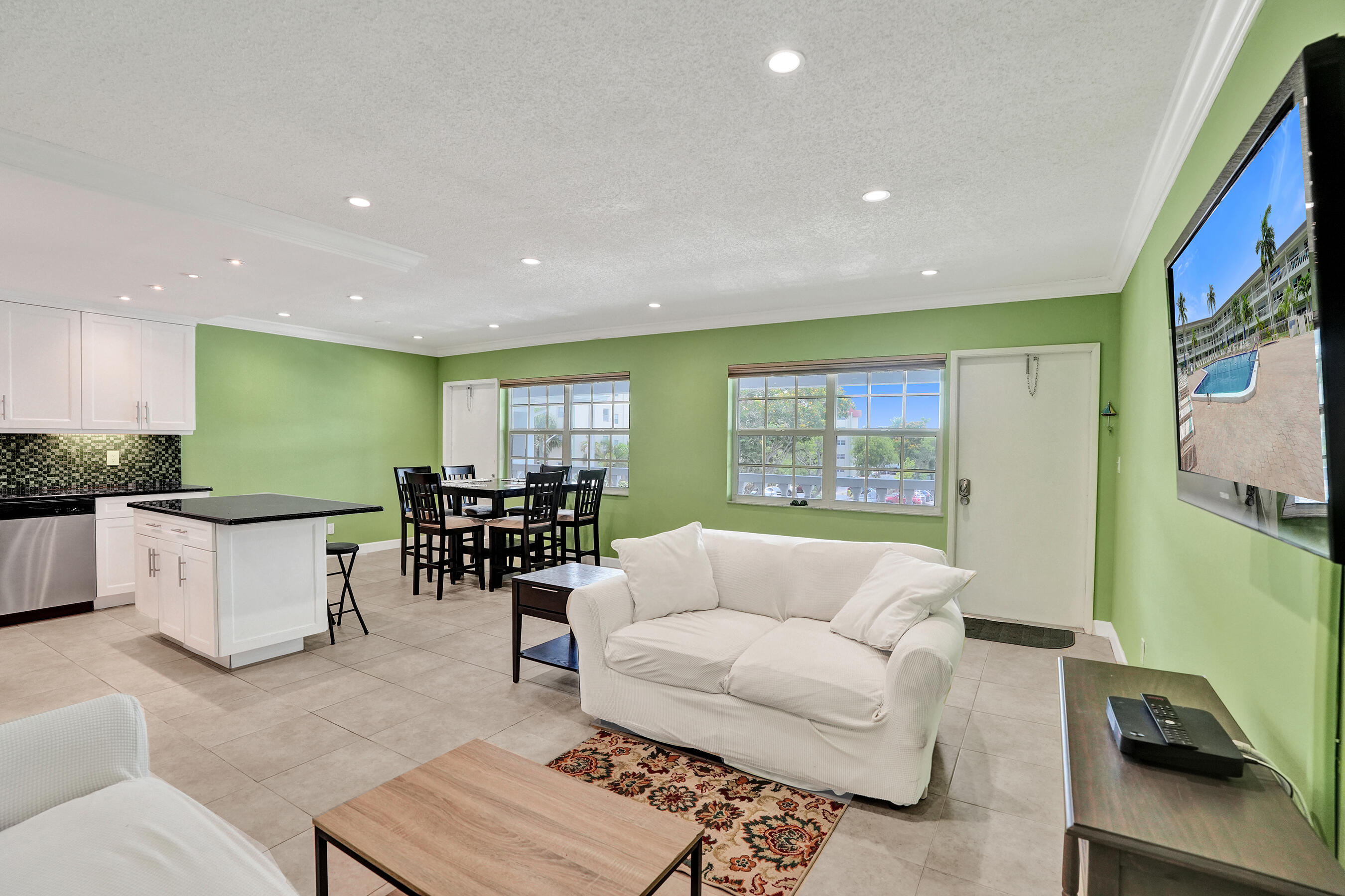 MAYBURY MANSIONS CONDO - Residential Lease