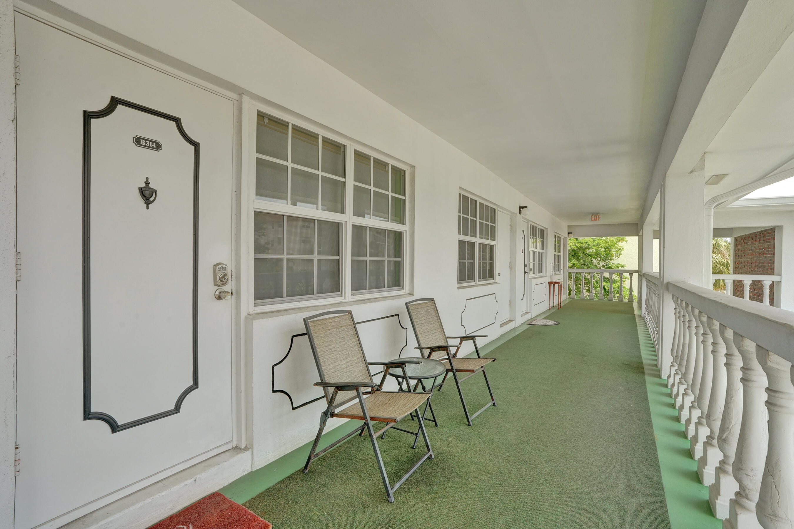 MAYBURY MANSIONS CONDO - Residential Lease