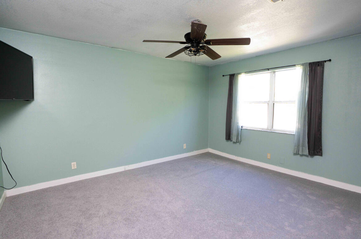 PORT ST LUCIE SECTION 13 - Residential Lease