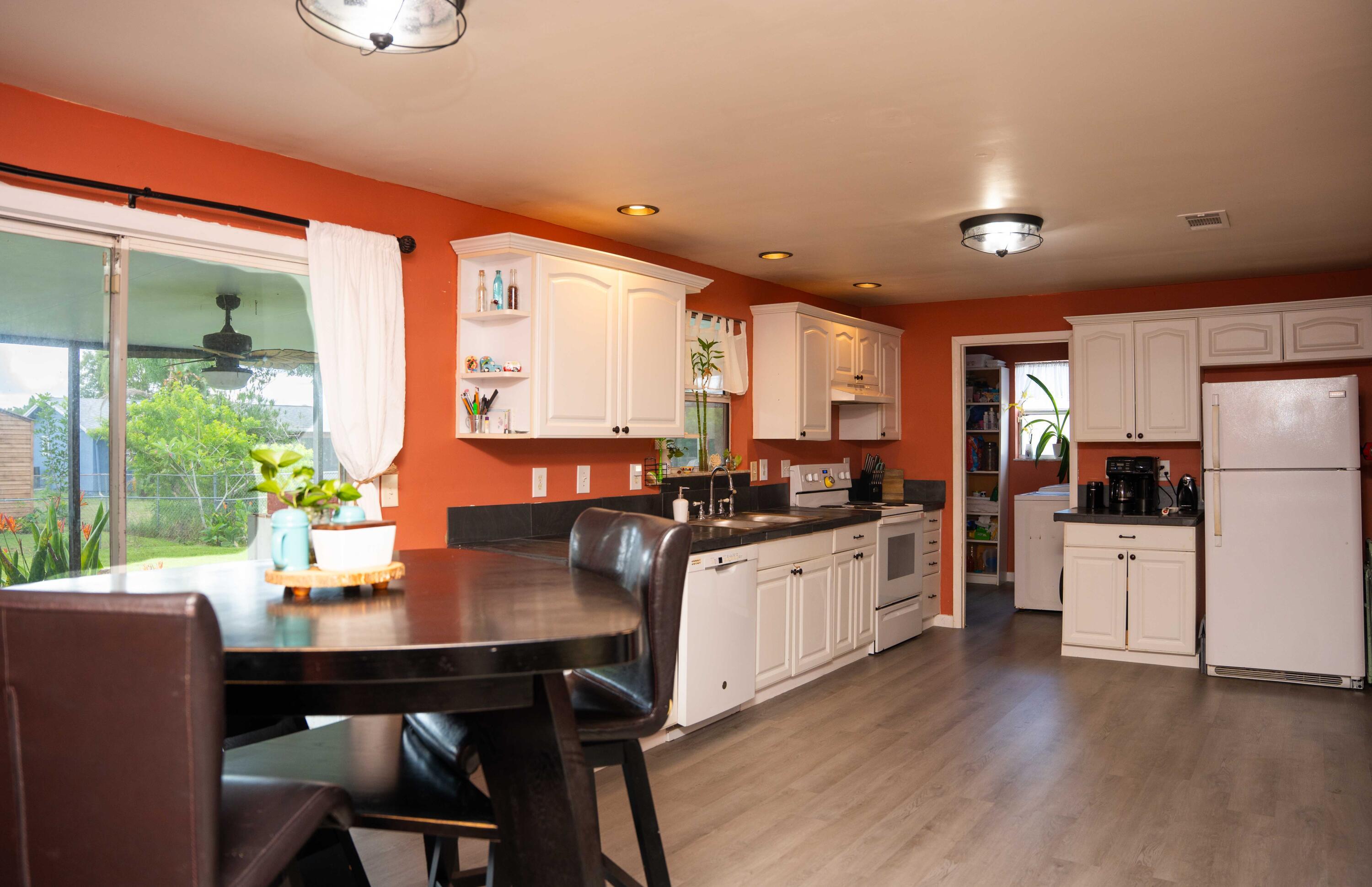 PORT ST LUCIE SECTION 13 - Residential Lease