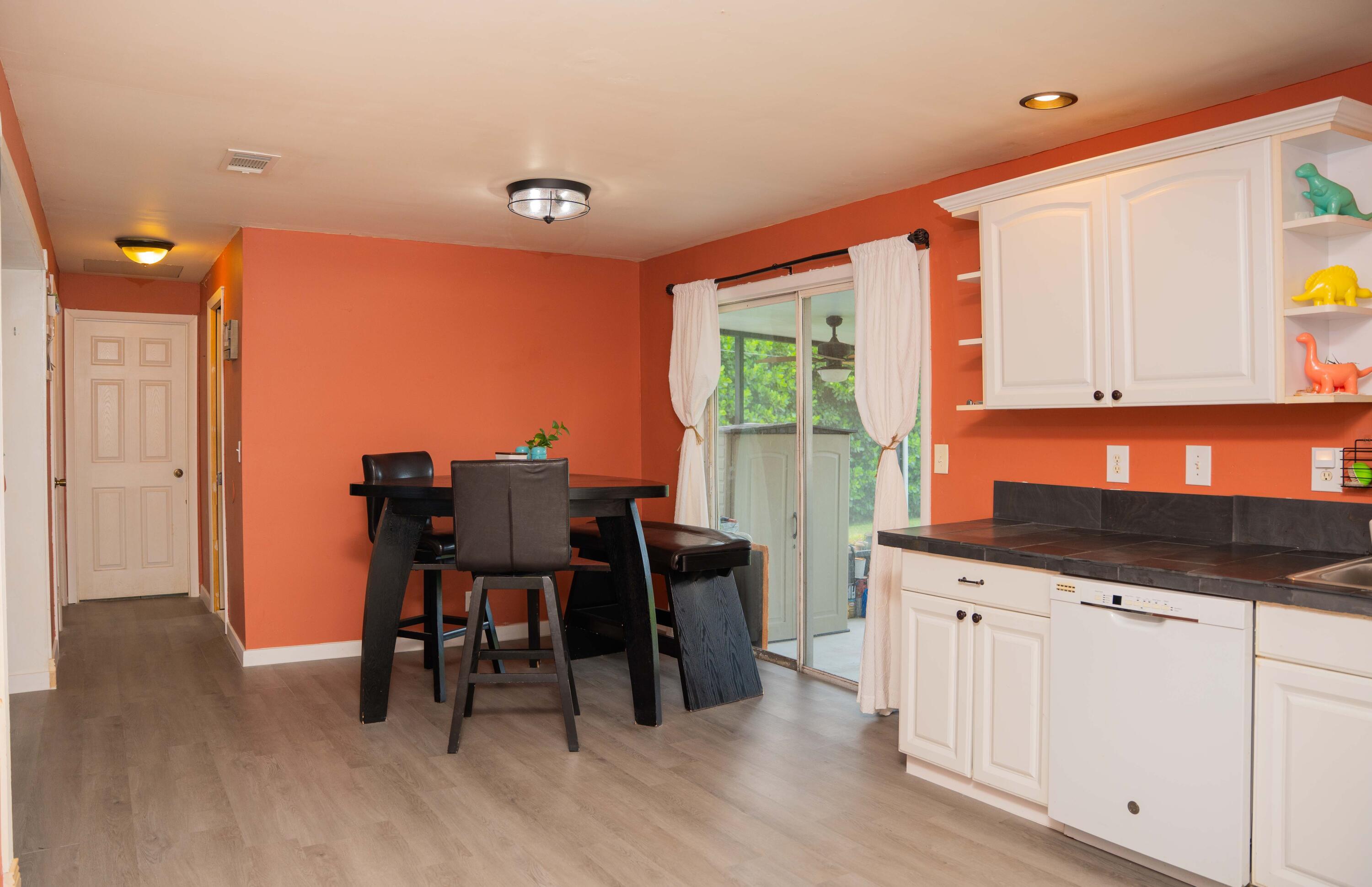 PORT ST LUCIE SECTION 13 - Residential Lease