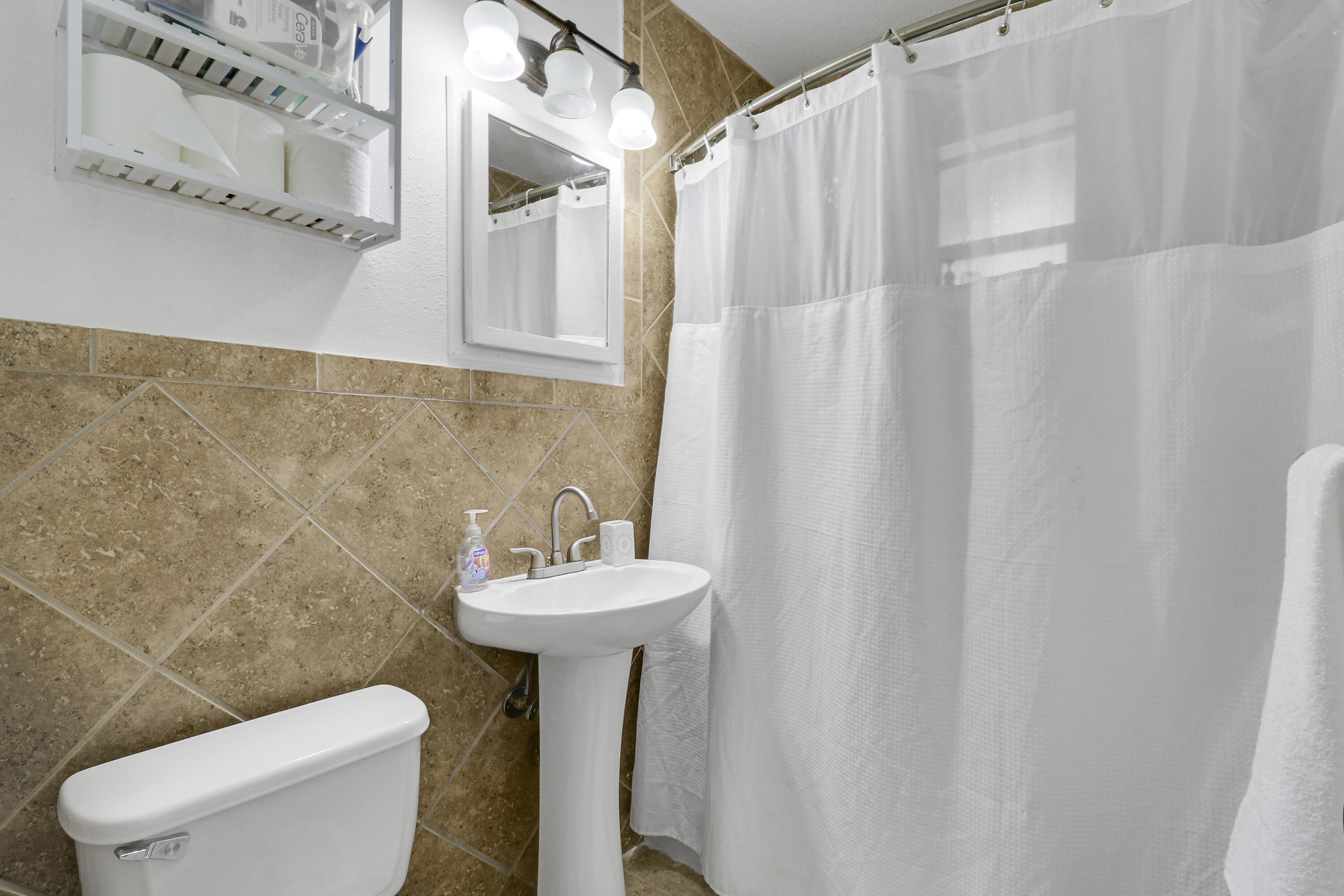 Palm Beach Square - Residential