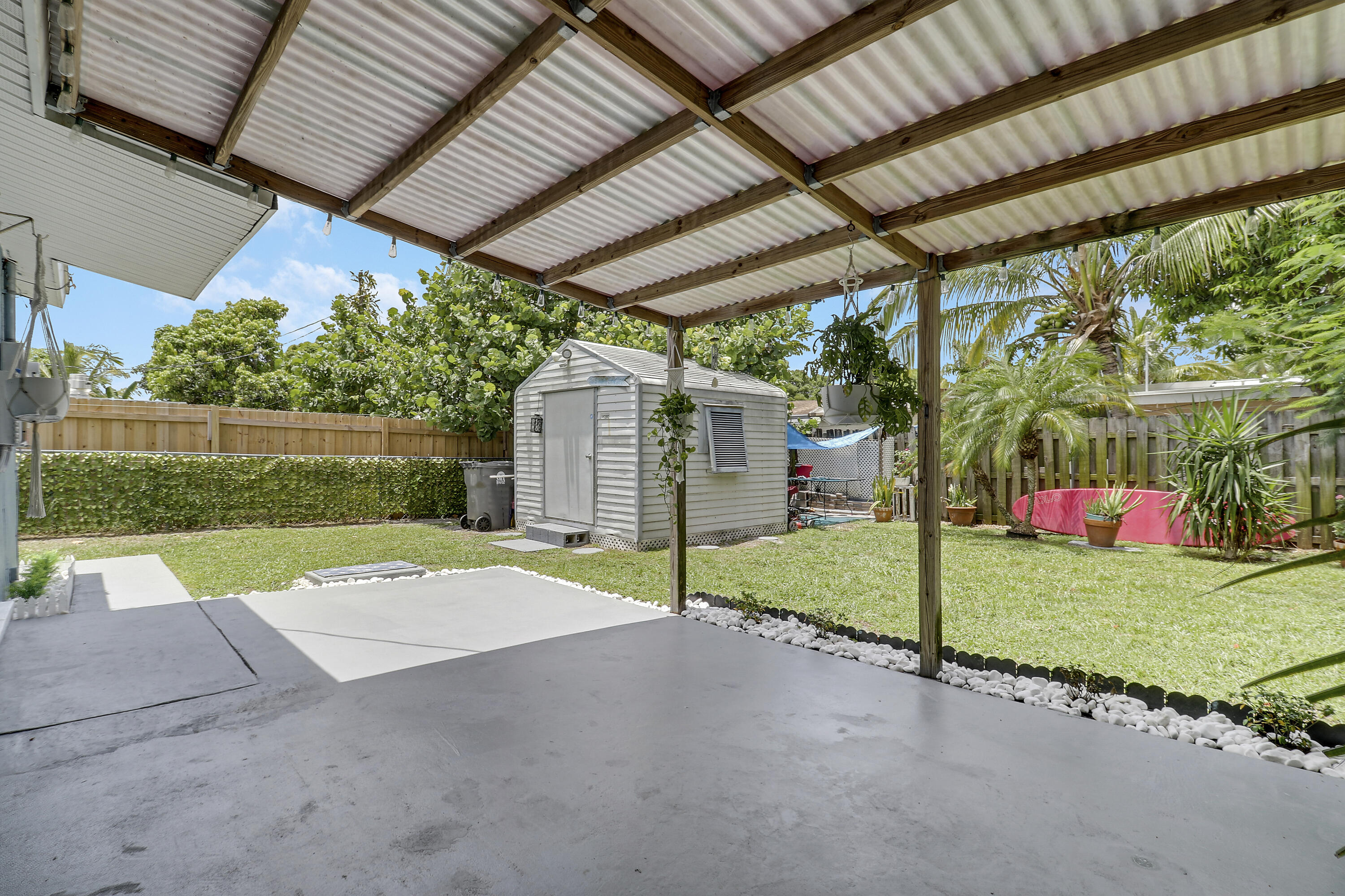 Palm Beach Square - Residential