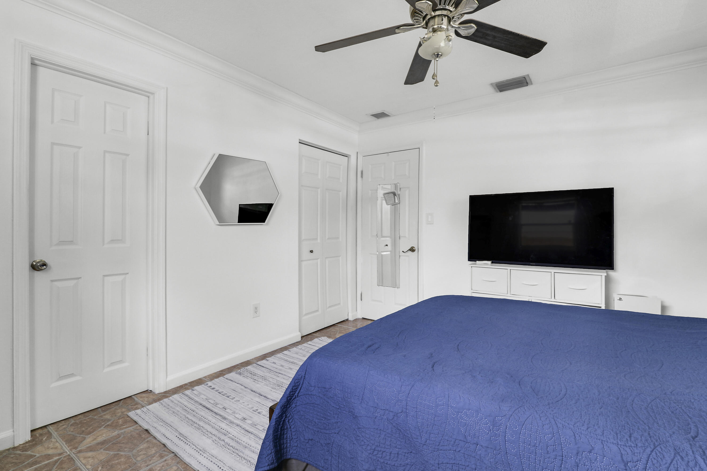 Palm Beach Square - Residential